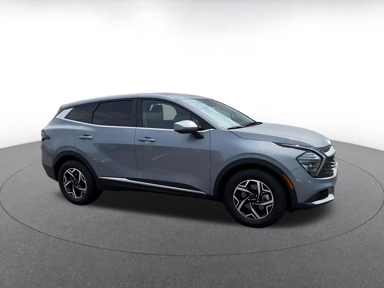 Thumbnail: 2025 Kia Sportage - 2