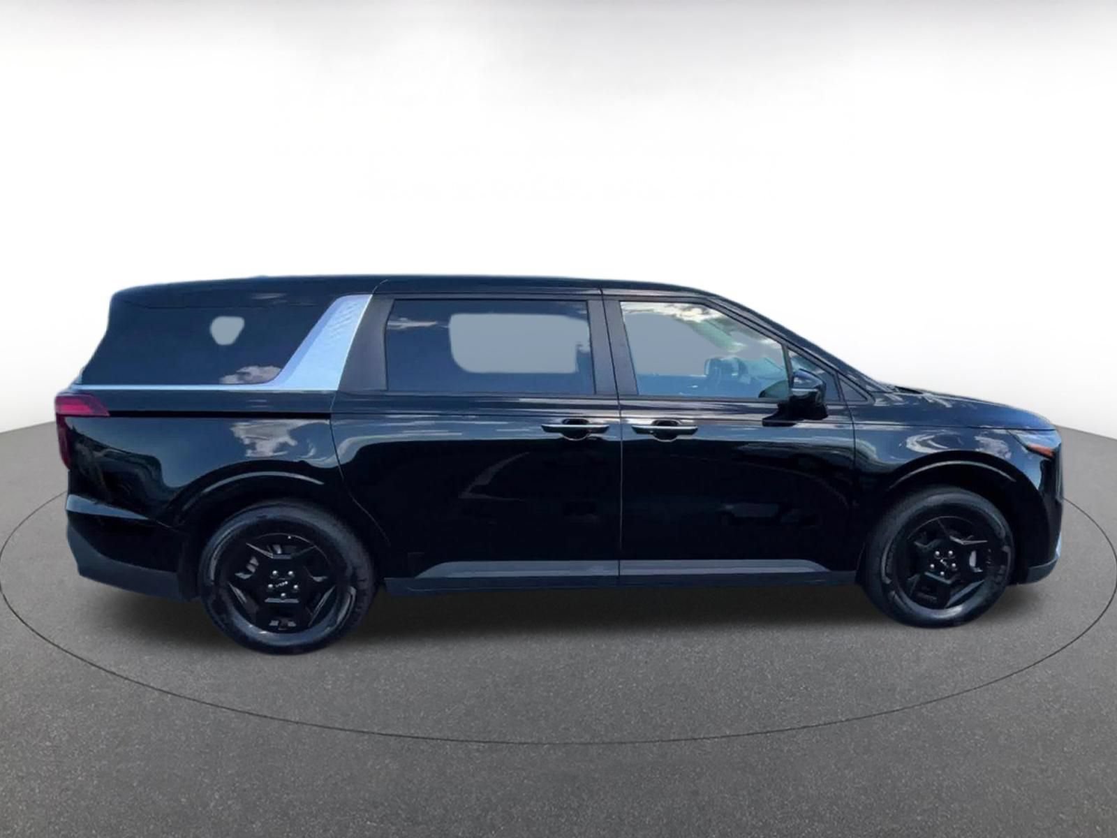 Thumbnail: 2026 Kia Carnival - 13