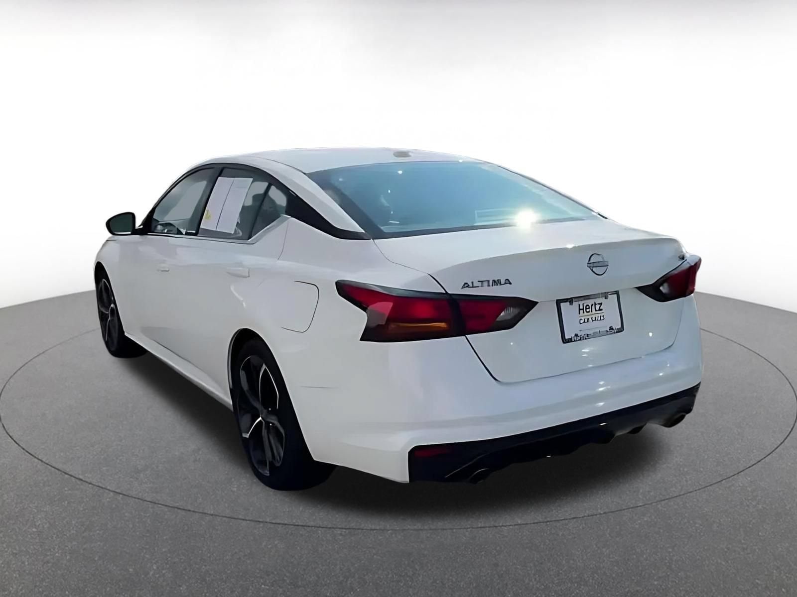 Thumbnail: 2025 Nissan Altima - 9