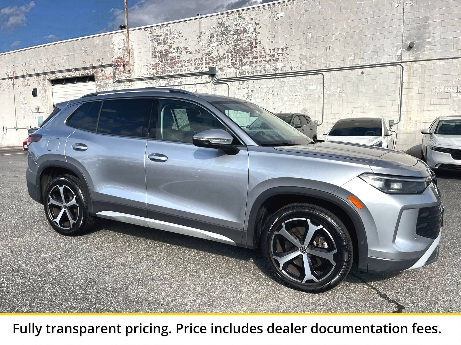 Thumbnail: 2026 Volkswagen Tiguan - 1