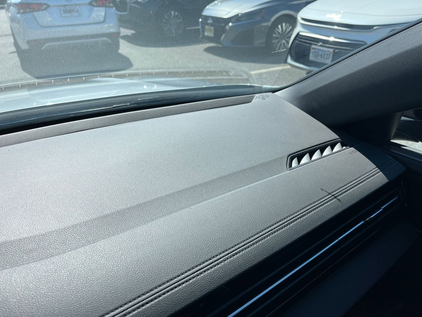 Thumbnail: 2025 Volkswagen Jetta - 33