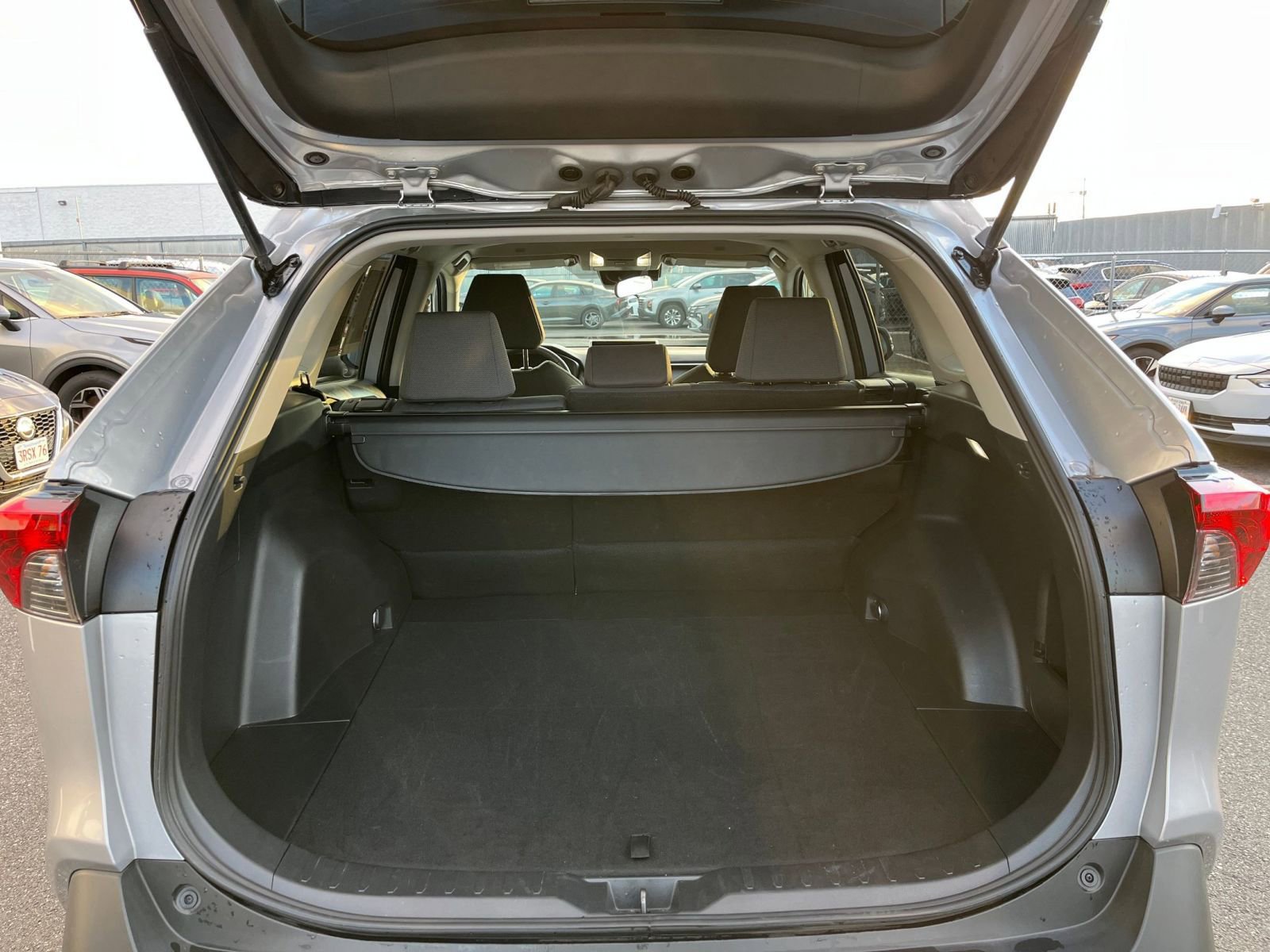 Thumbnail: 2025 Toyota RAV4 - 30