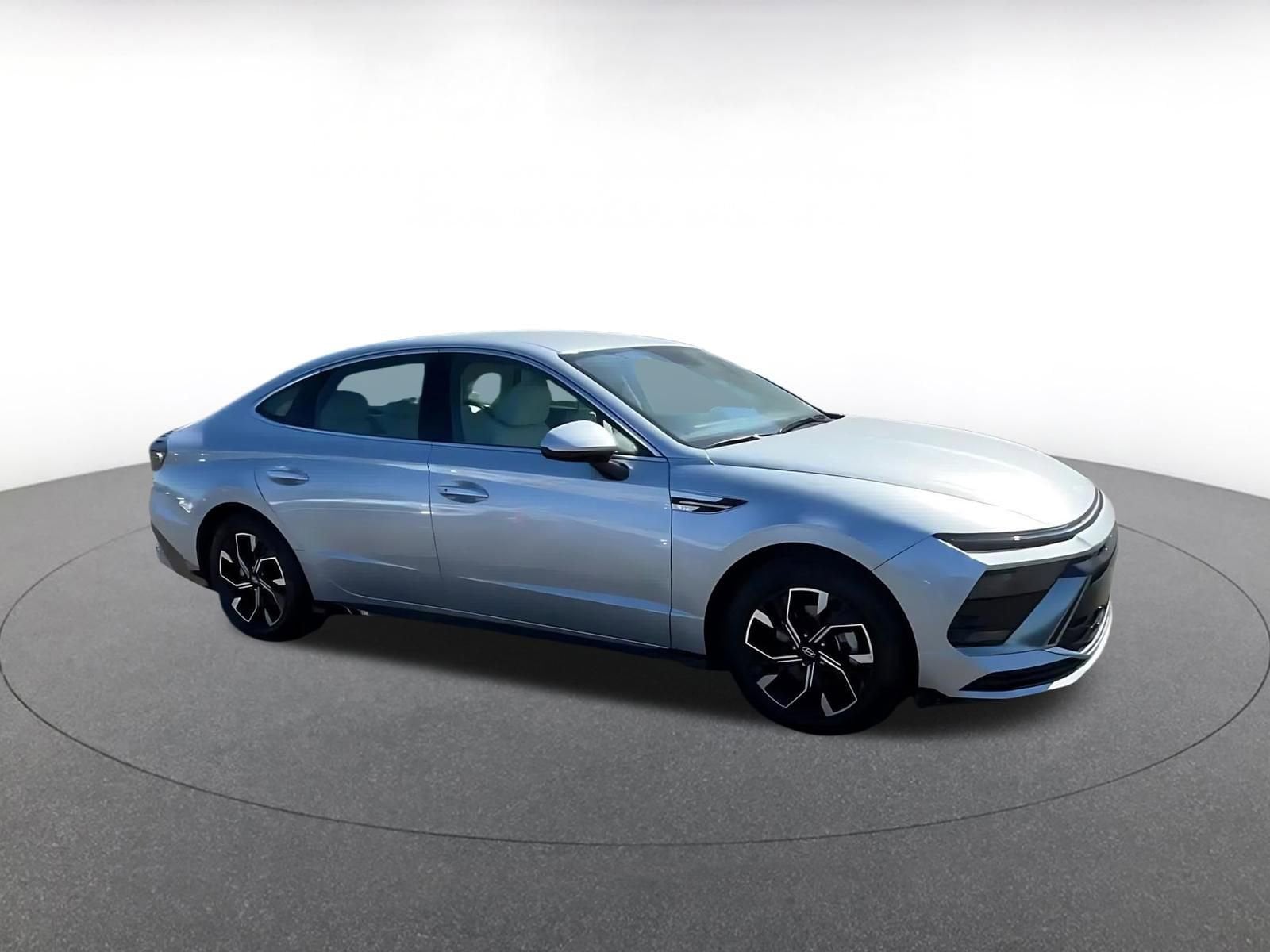 Thumbnail: 2025 Hyundai Sonata - 2