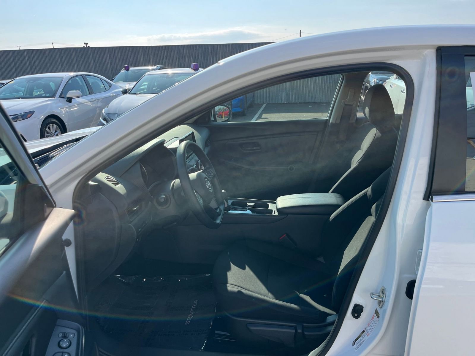 Thumbnail: 2025 Nissan Sentra - 25