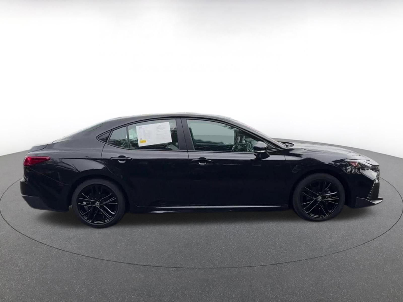 Thumbnail: 2025 Toyota Camry - 16