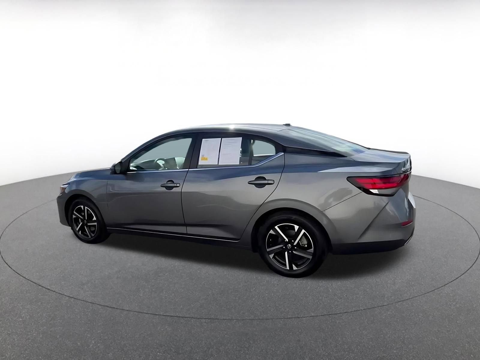 Thumbnail: 2025 Nissan Sentra - 10