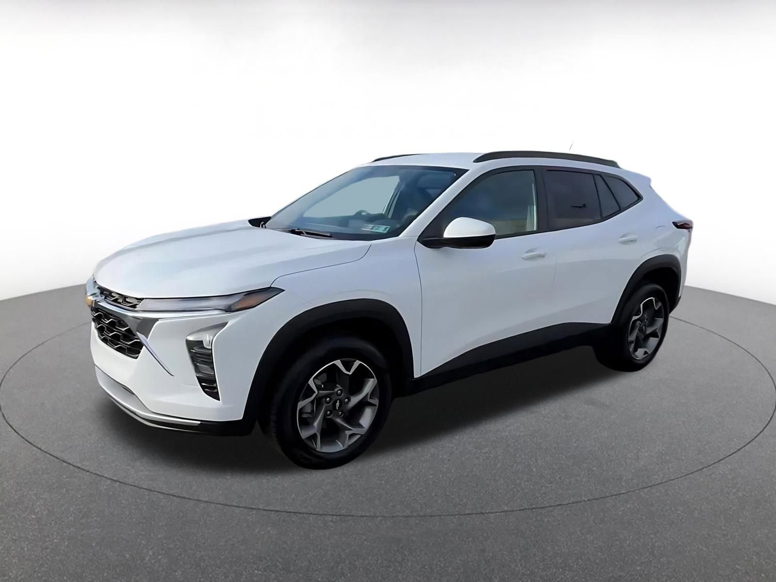 Thumbnail: 2025 Chevrolet Trax - 7