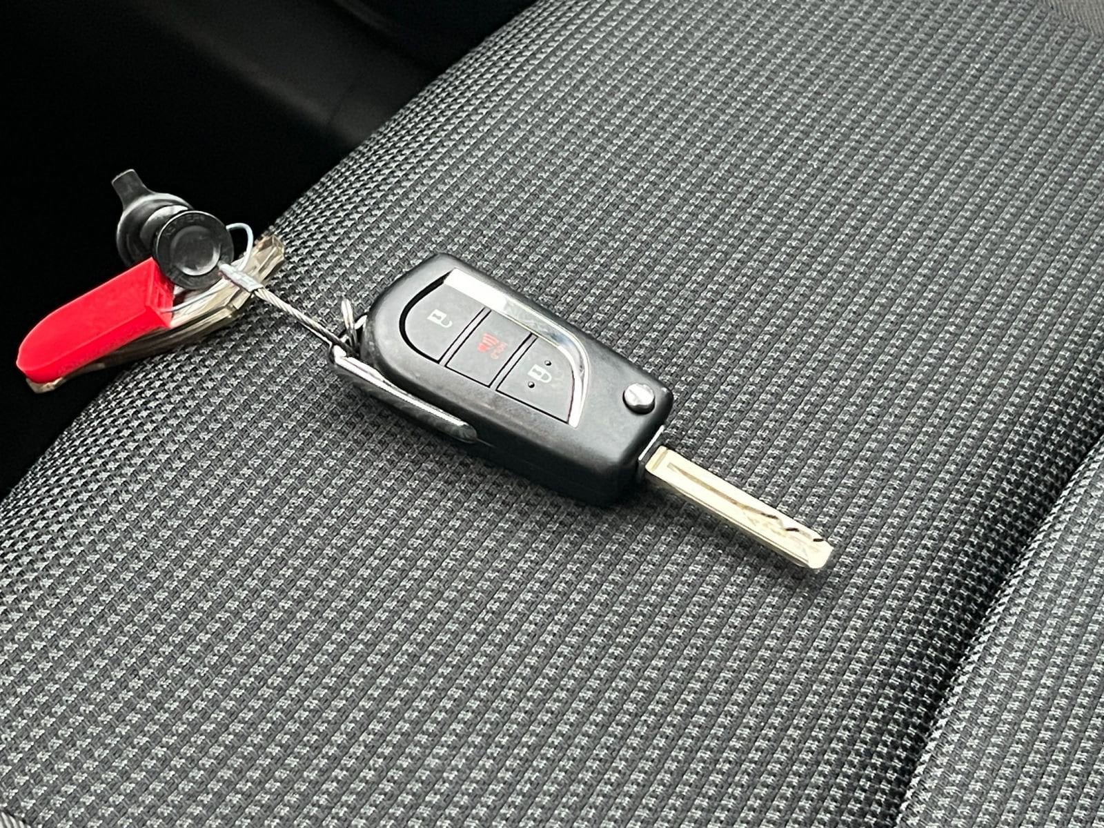 Thumbnail: 2025 Toyota RAV4 - 22