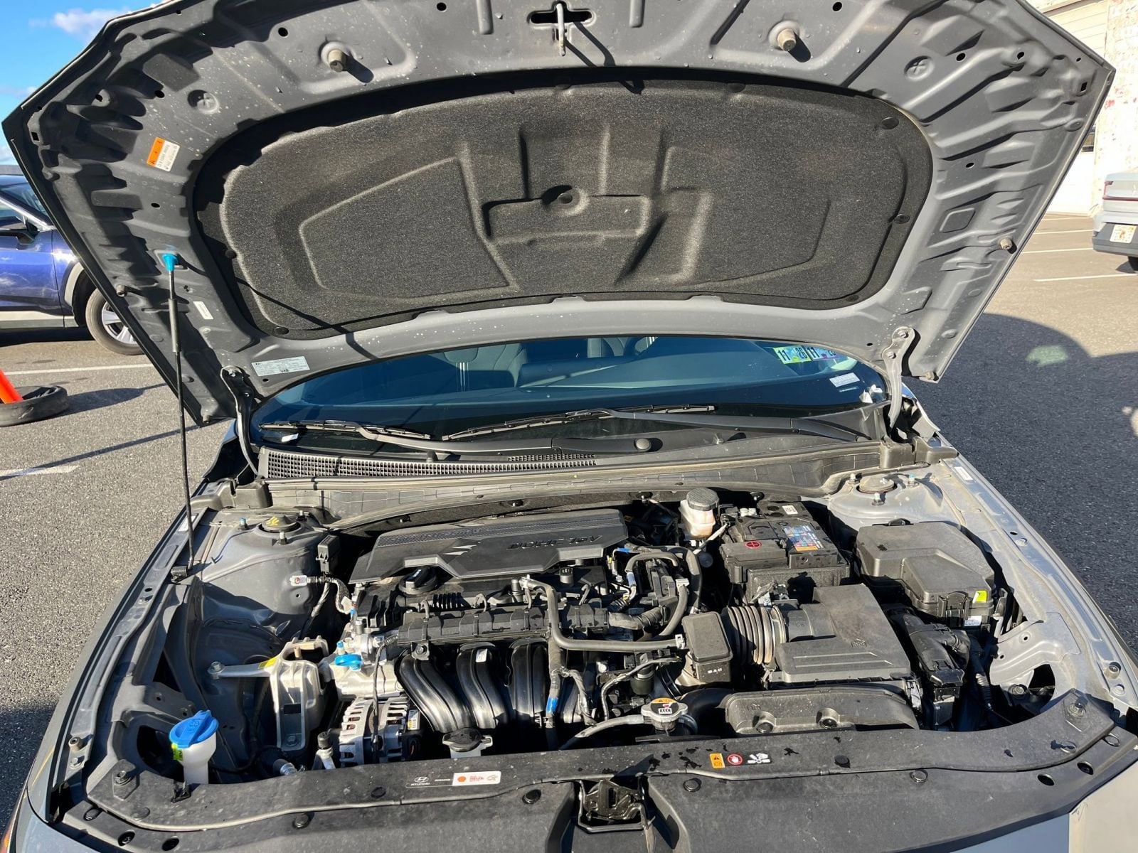 Thumbnail: 2025 Hyundai Elantra - 31