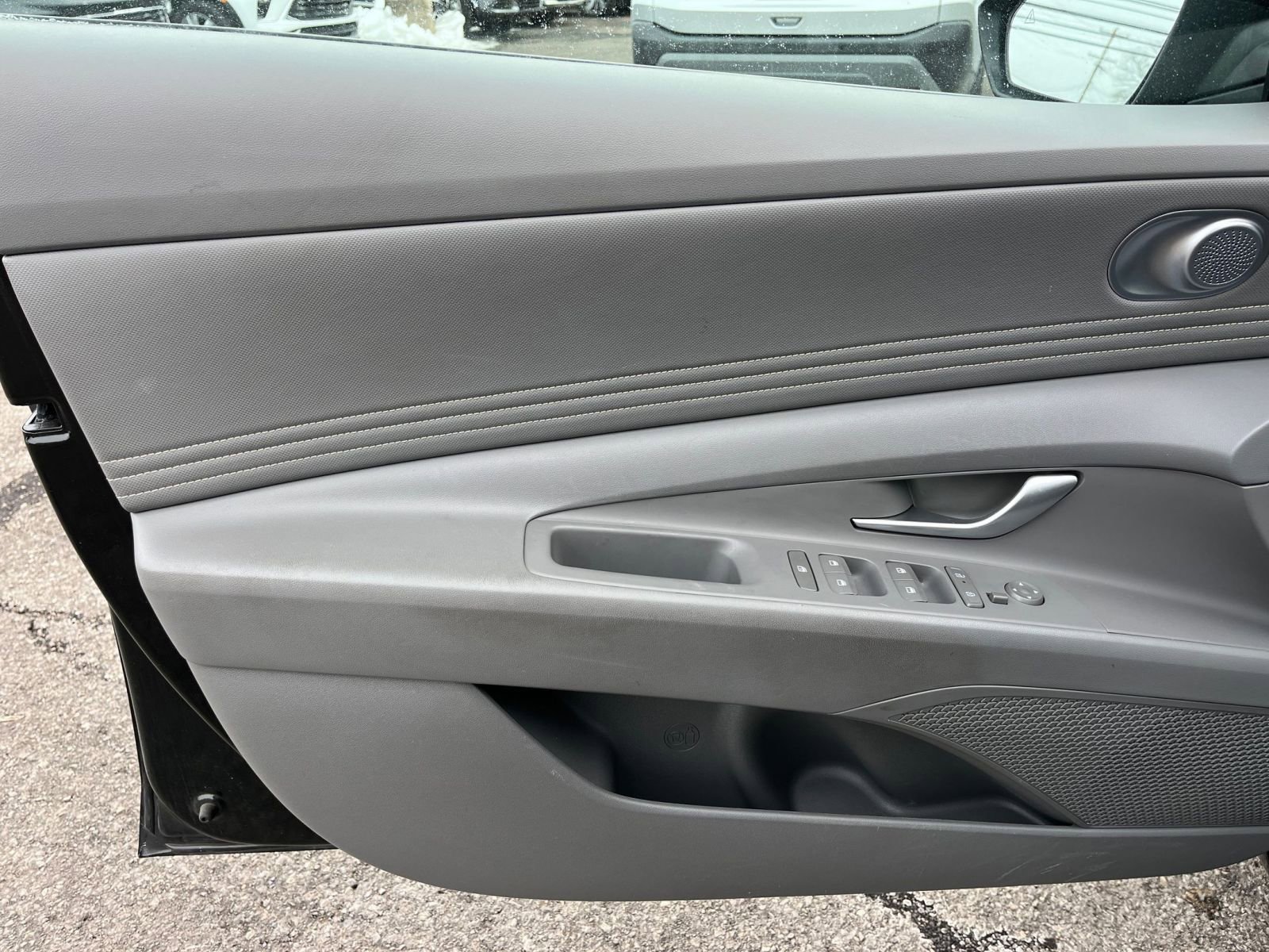 Thumbnail: 2025 Hyundai Elantra - 18