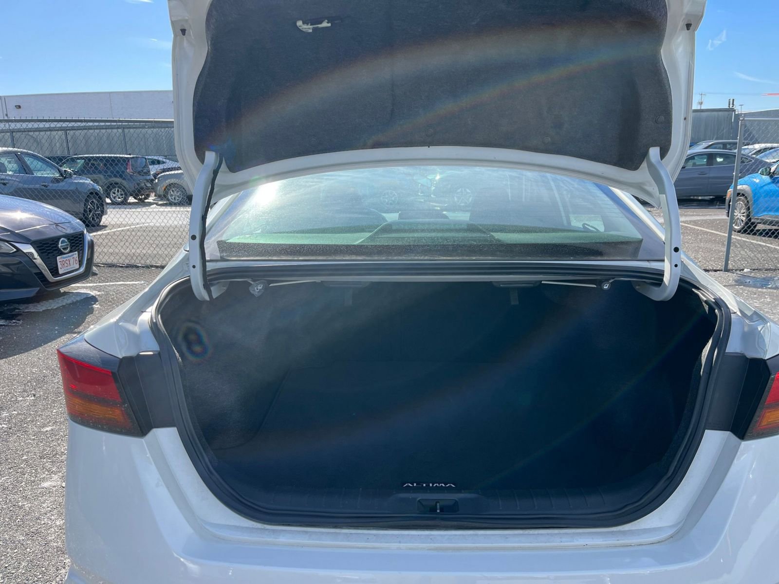 Thumbnail: 2025 Nissan Altima - 31