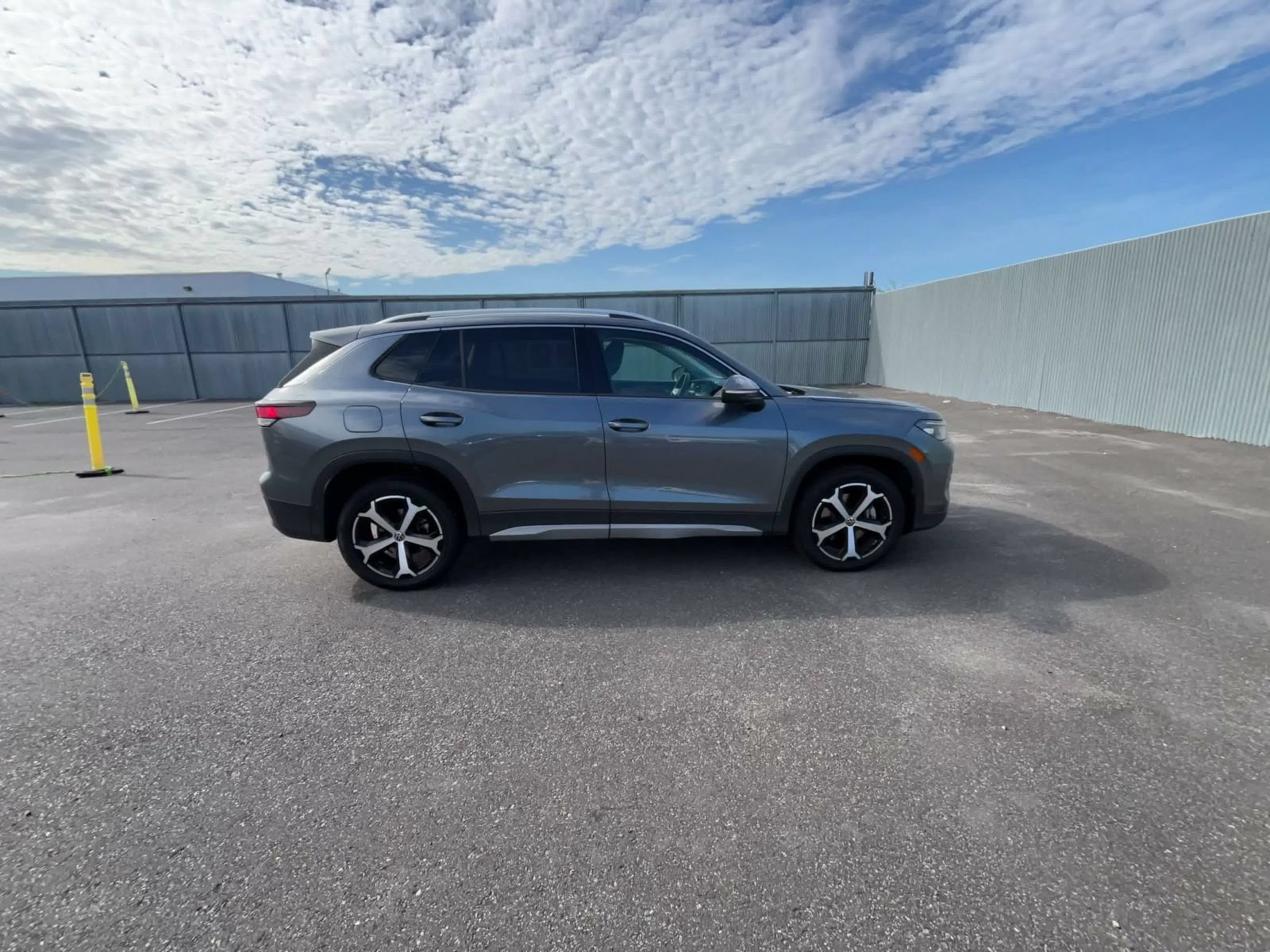 Thumbnail: 2026 Volkswagen Tiguan - 15