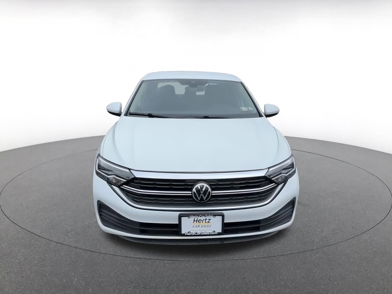 Thumbnail: 2024 Volkswagen Jetta - 5