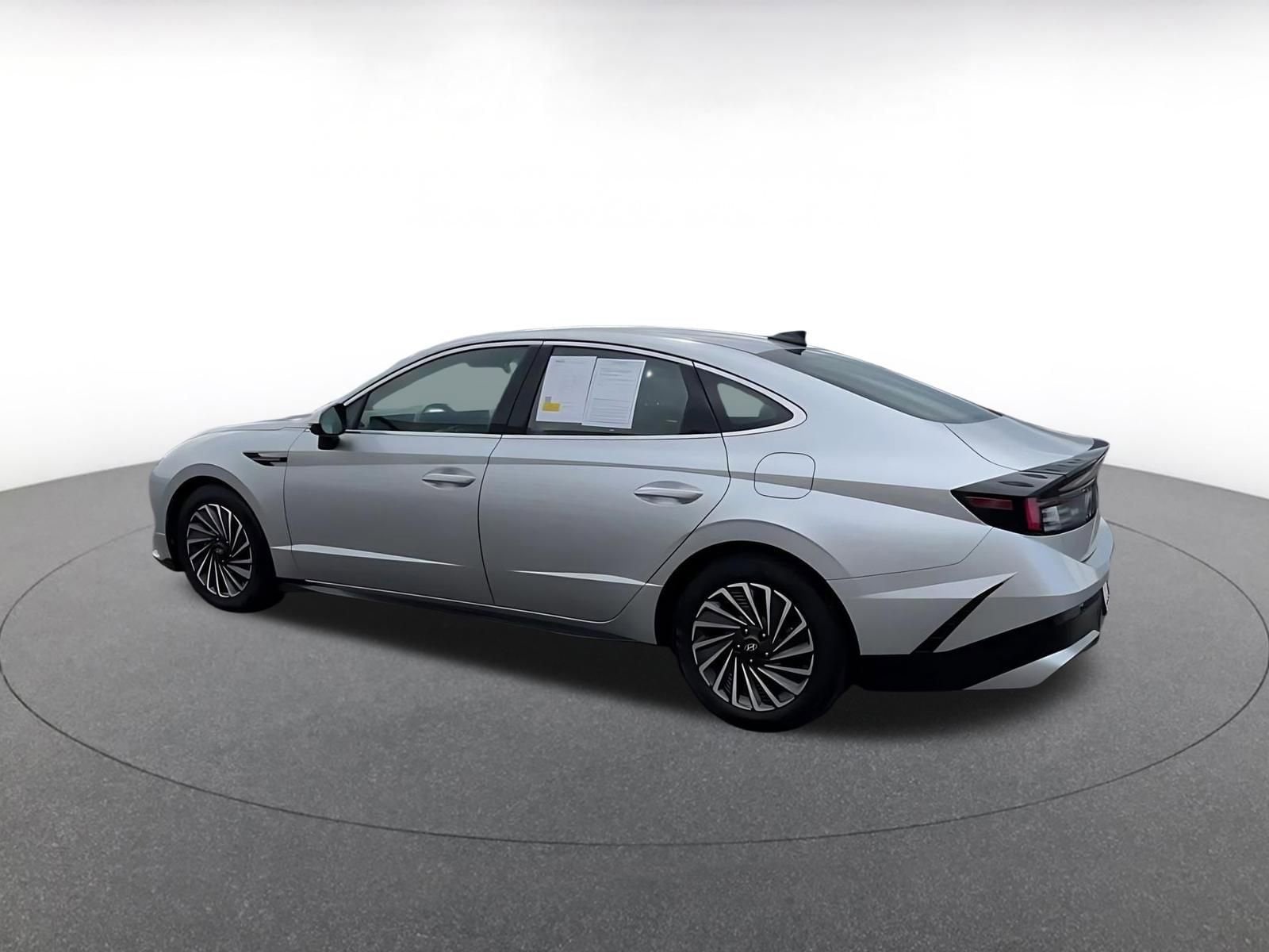 Thumbnail: 2025 Hyundai Sonata - 12