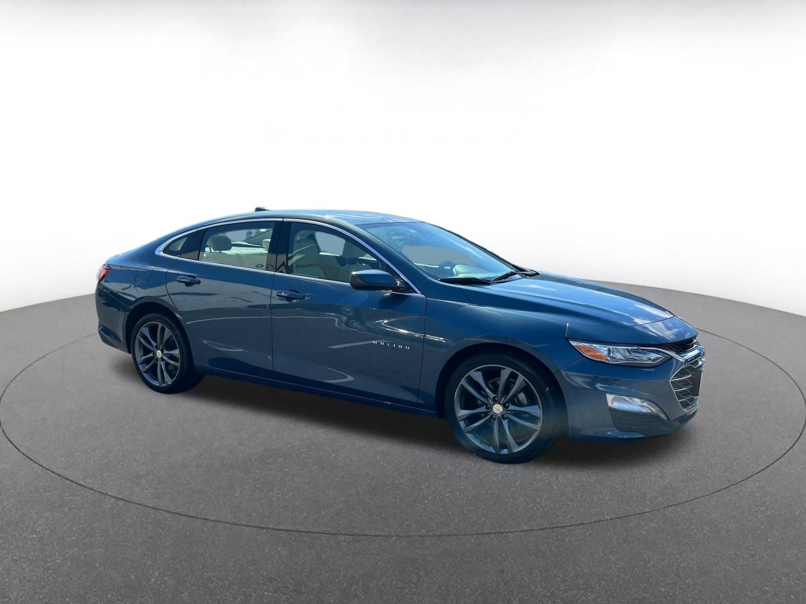 Thumbnail: 2024 Chevrolet Malibu - 1