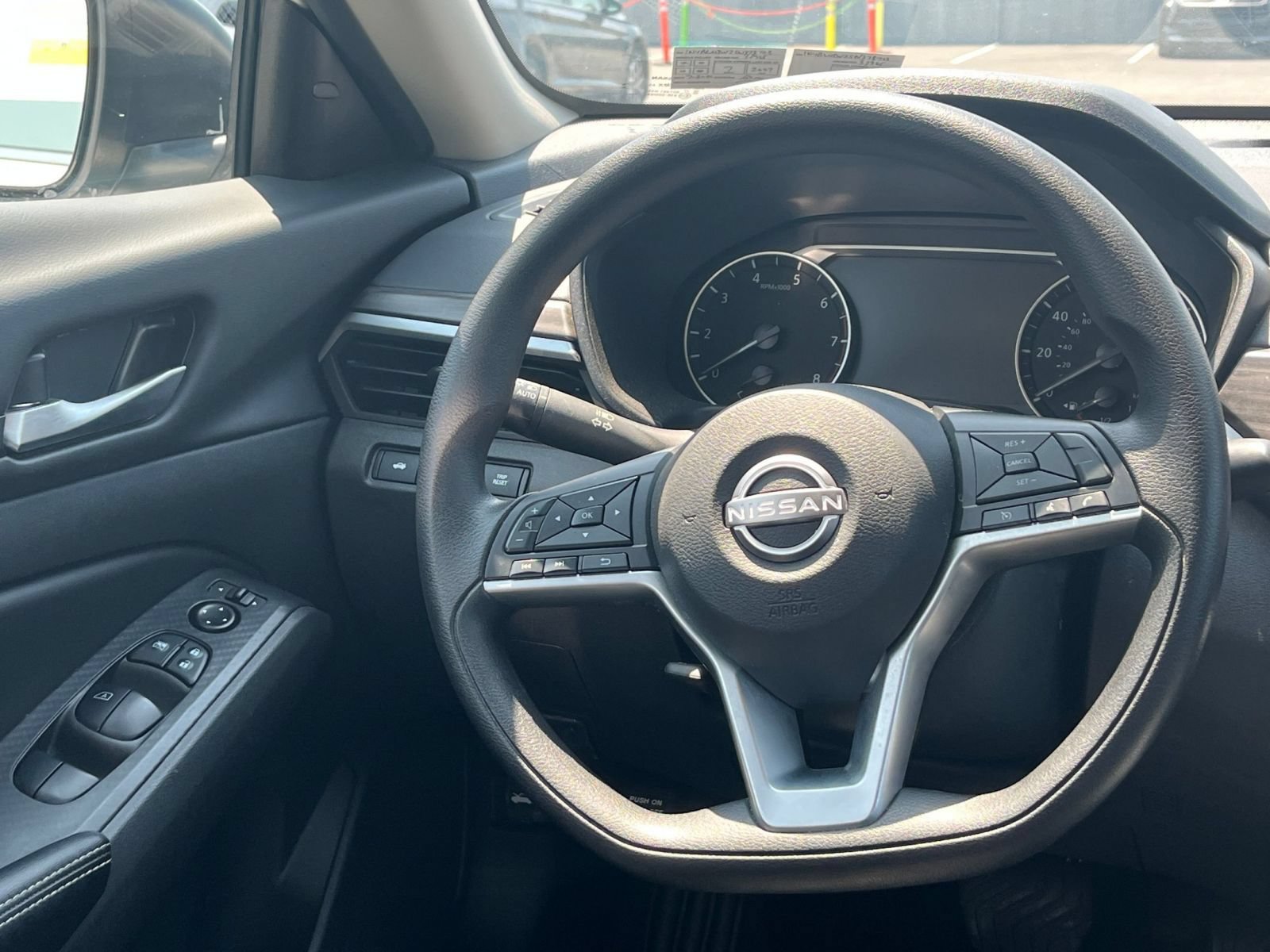 Thumbnail: 2025 Nissan Altima - 29