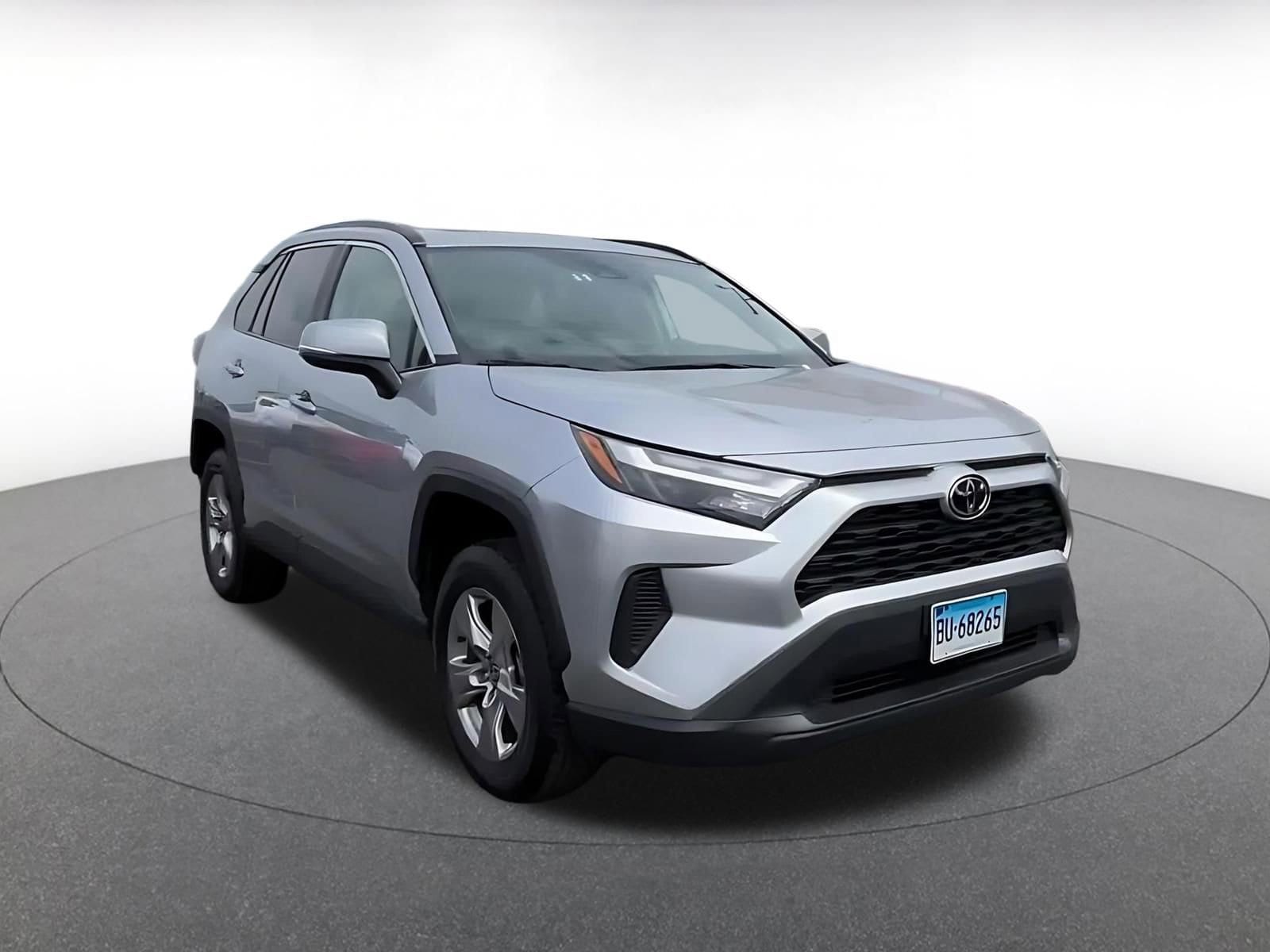 Thumbnail: 2025 Toyota RAV4 - 3