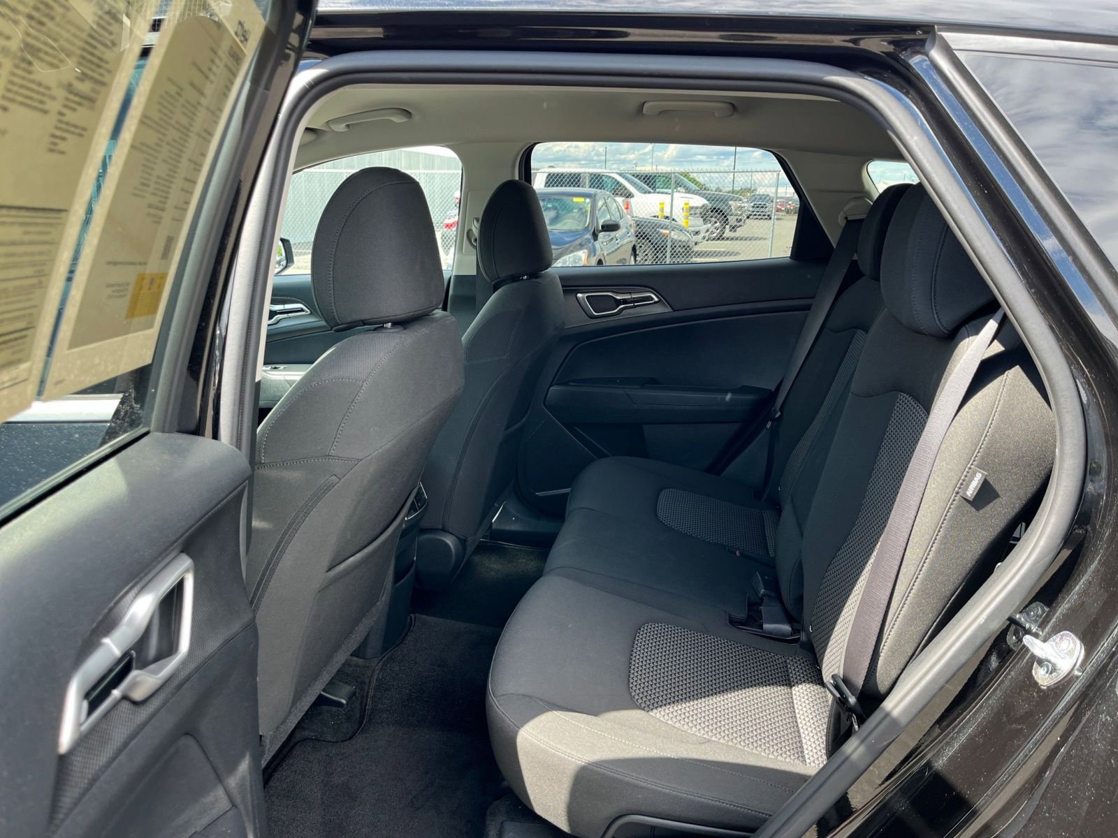 2024 Kia Sportage LX 23