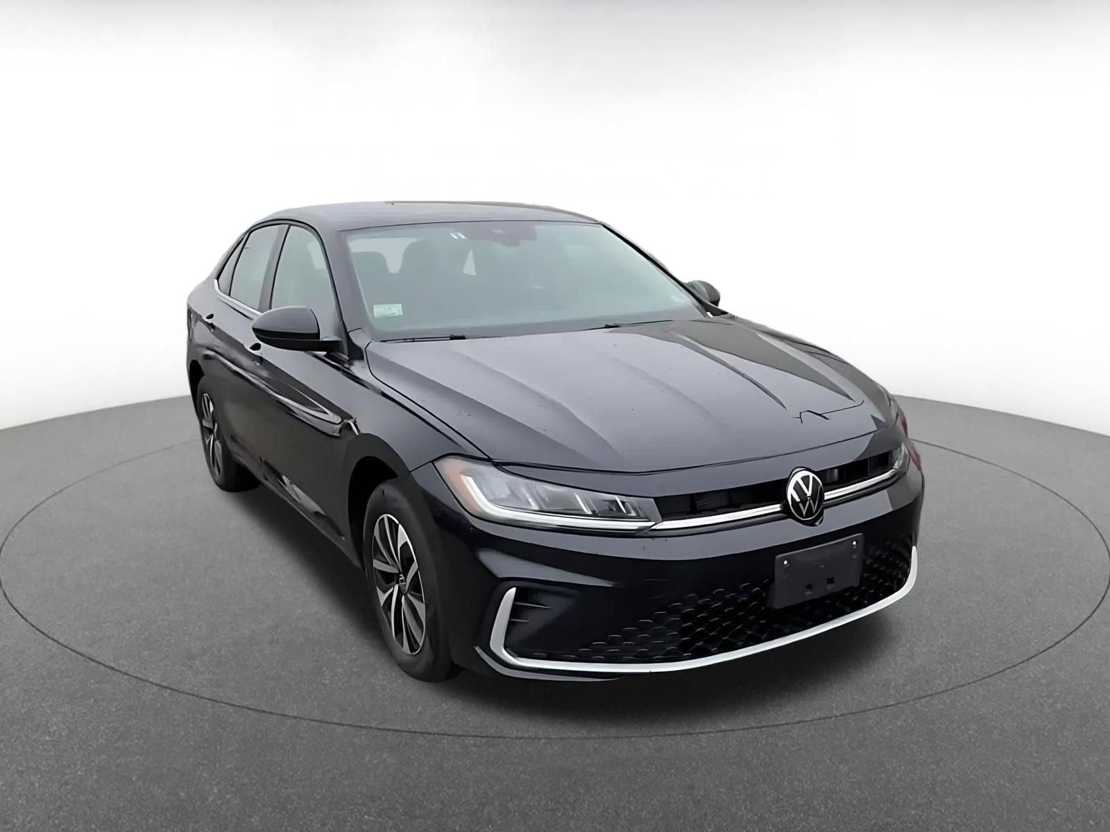 Thumbnail: 2025 Volkswagen Jetta - 3