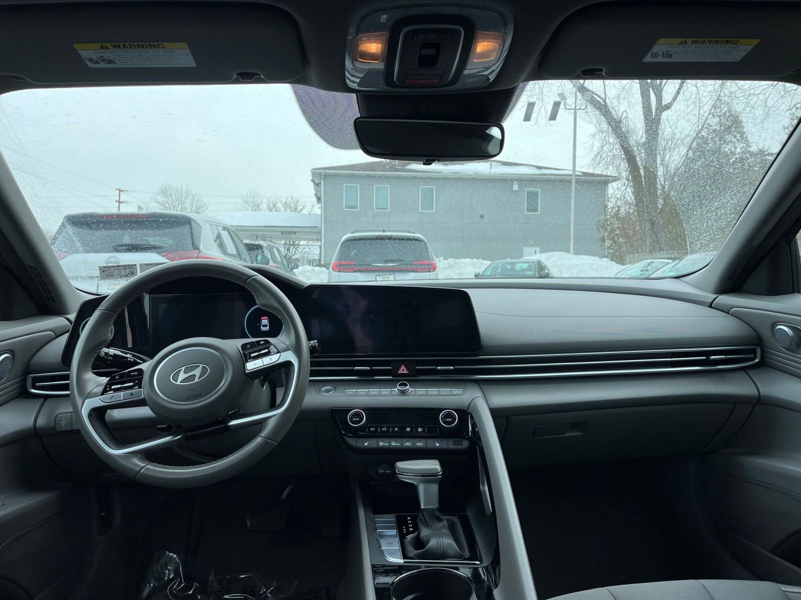 Thumbnail: 2025 Hyundai Elantra - 33