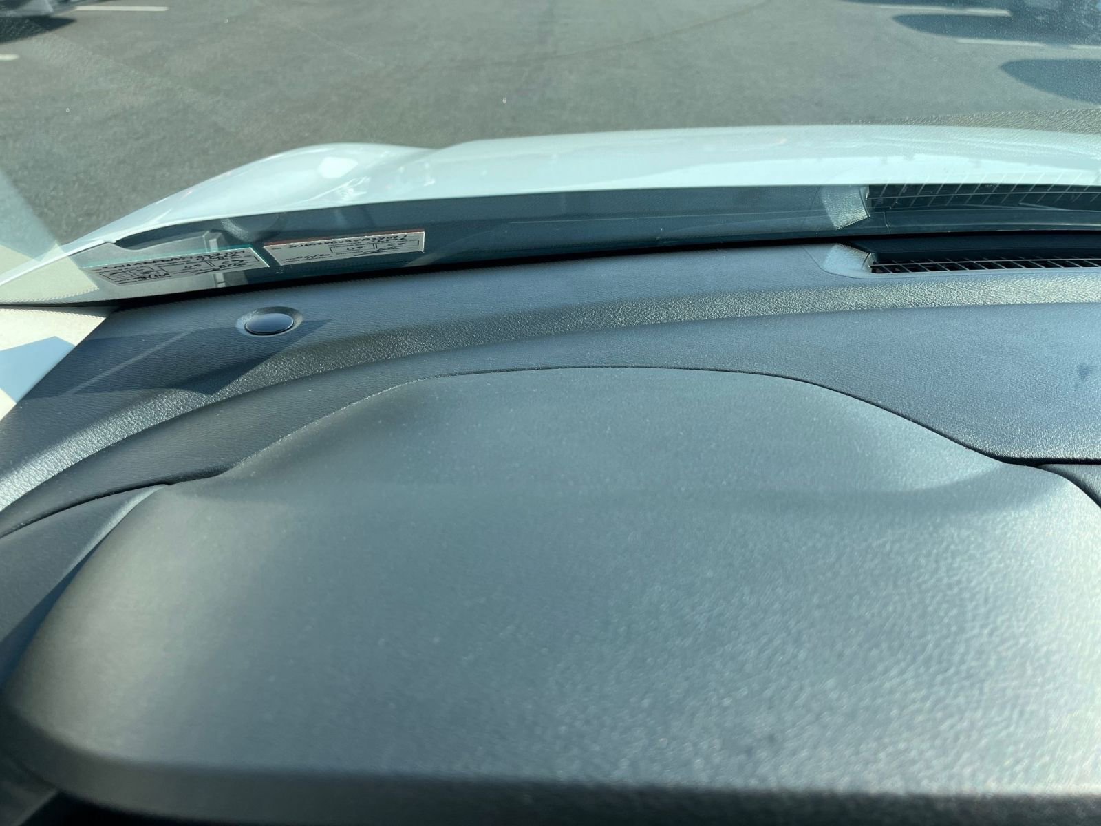 Thumbnail: 2025 Nissan Sentra - 32