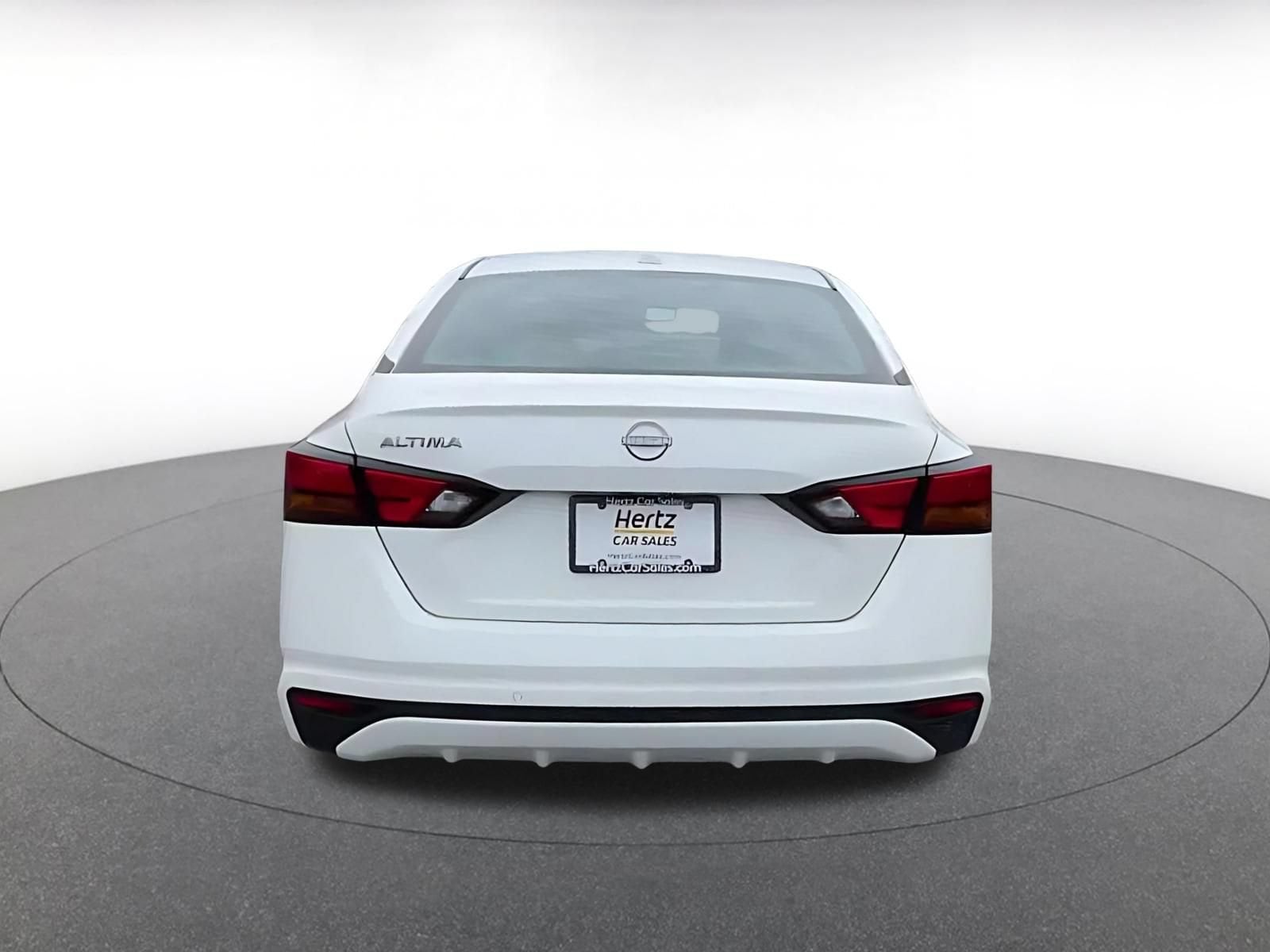 Thumbnail: 2025 Nissan Altima - 12