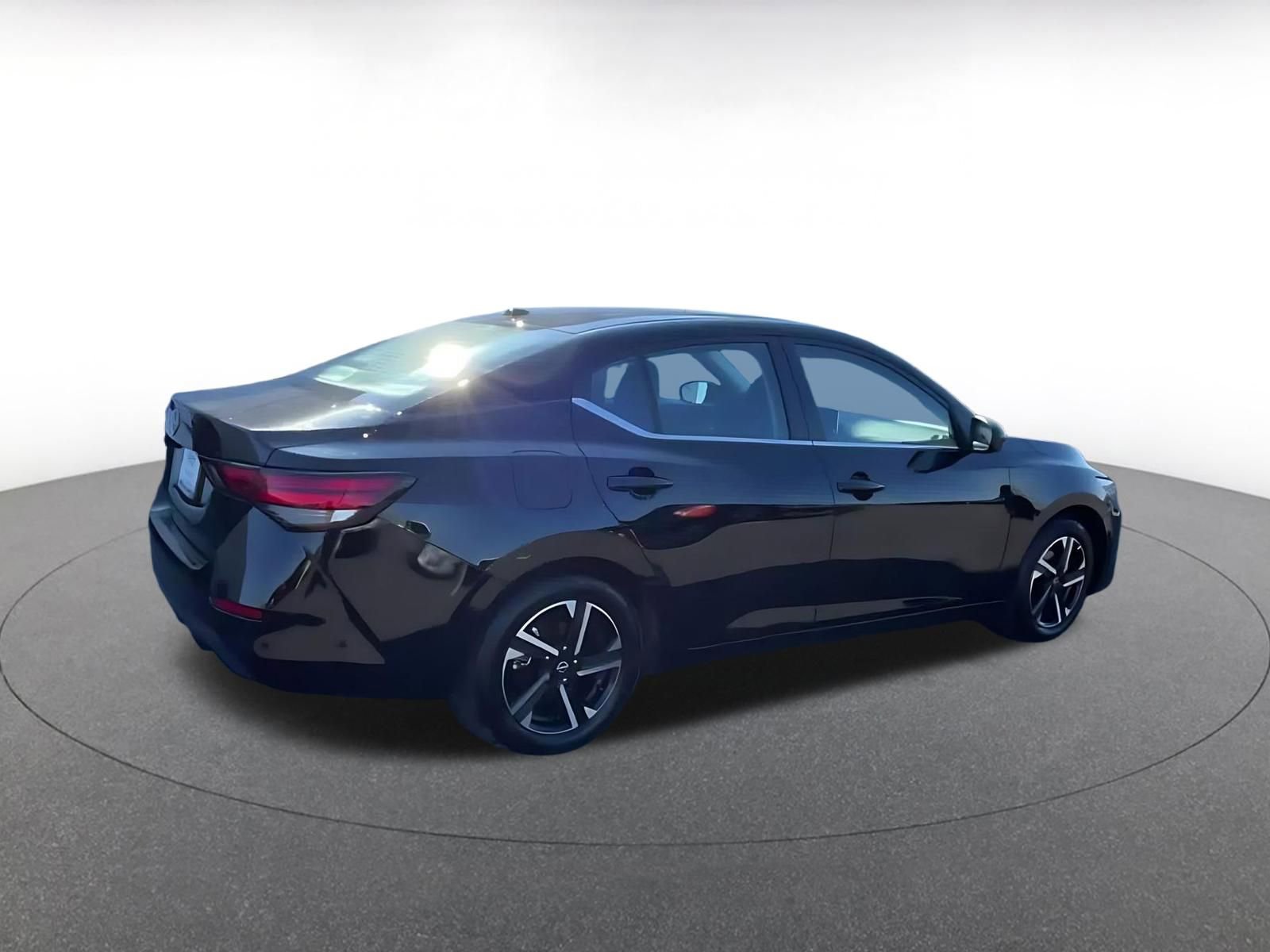 Thumbnail: 2025 Nissan Sentra - 15