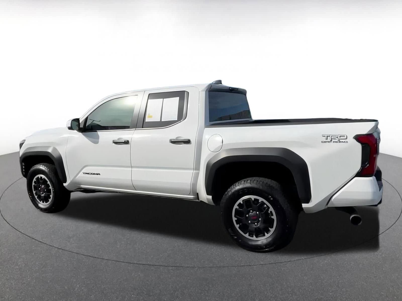Thumbnail: 2025 Toyota Tacoma - 10