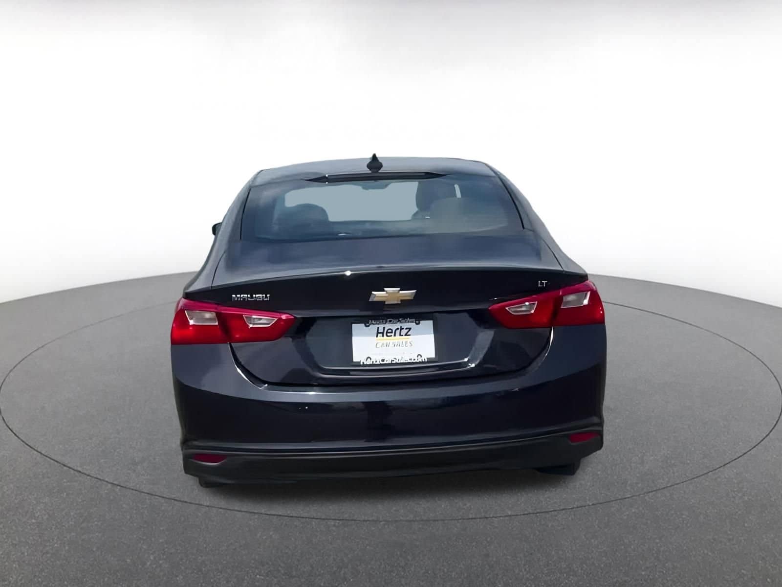 Thumbnail: 2023 Chevrolet Malibu - 12