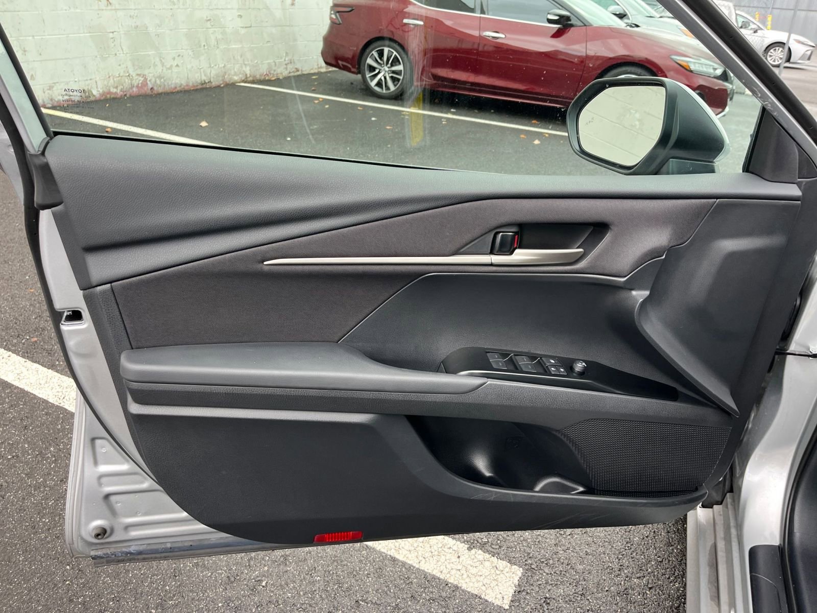 Thumbnail: 2025 Toyota Camry - 21