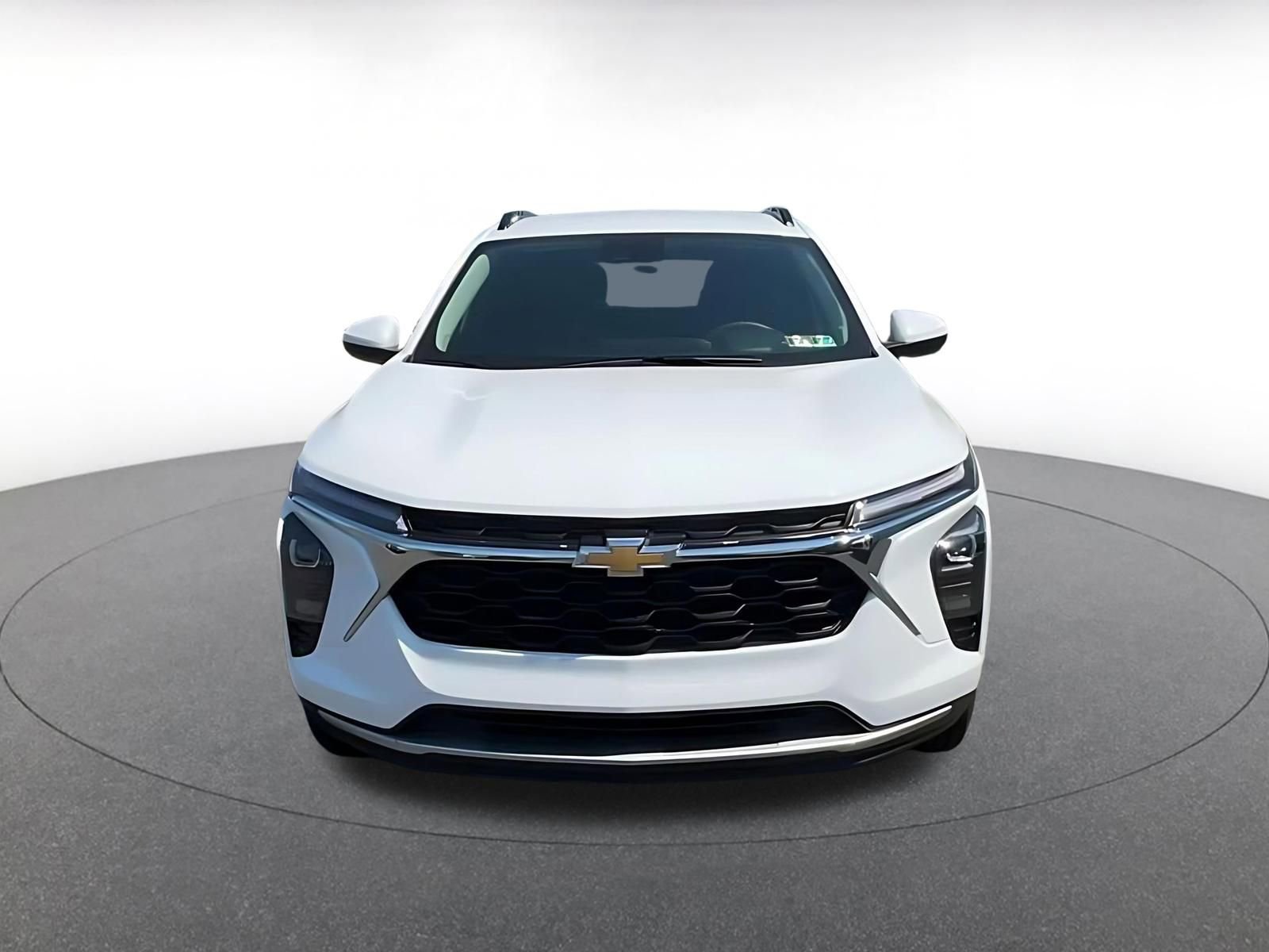 Thumbnail: 2025 Chevrolet Trax - 5