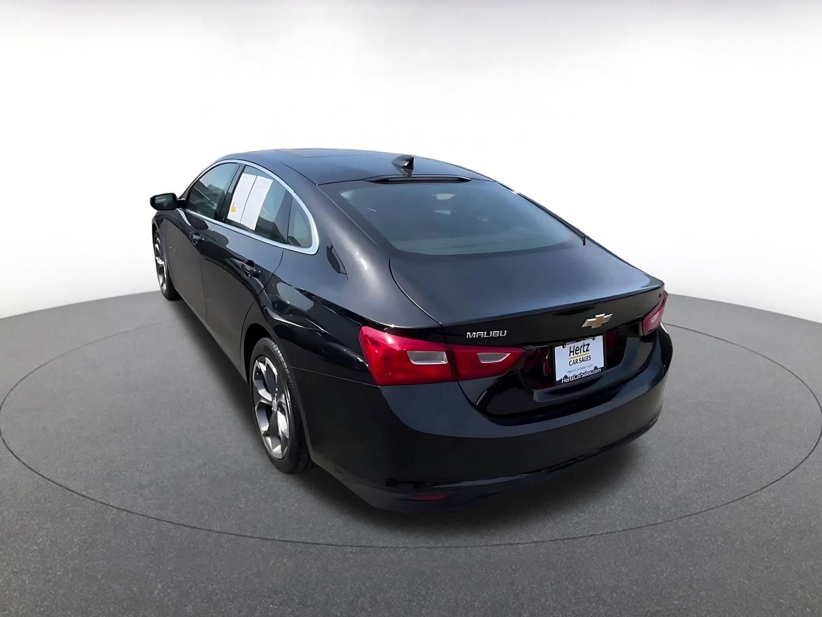 Thumbnail: 2024 Chevrolet Malibu - 11