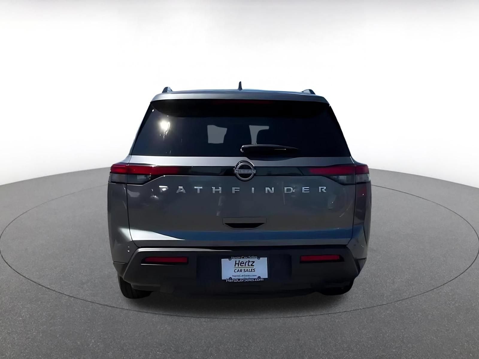 Thumbnail: 2025 Nissan Pathfinder - 12