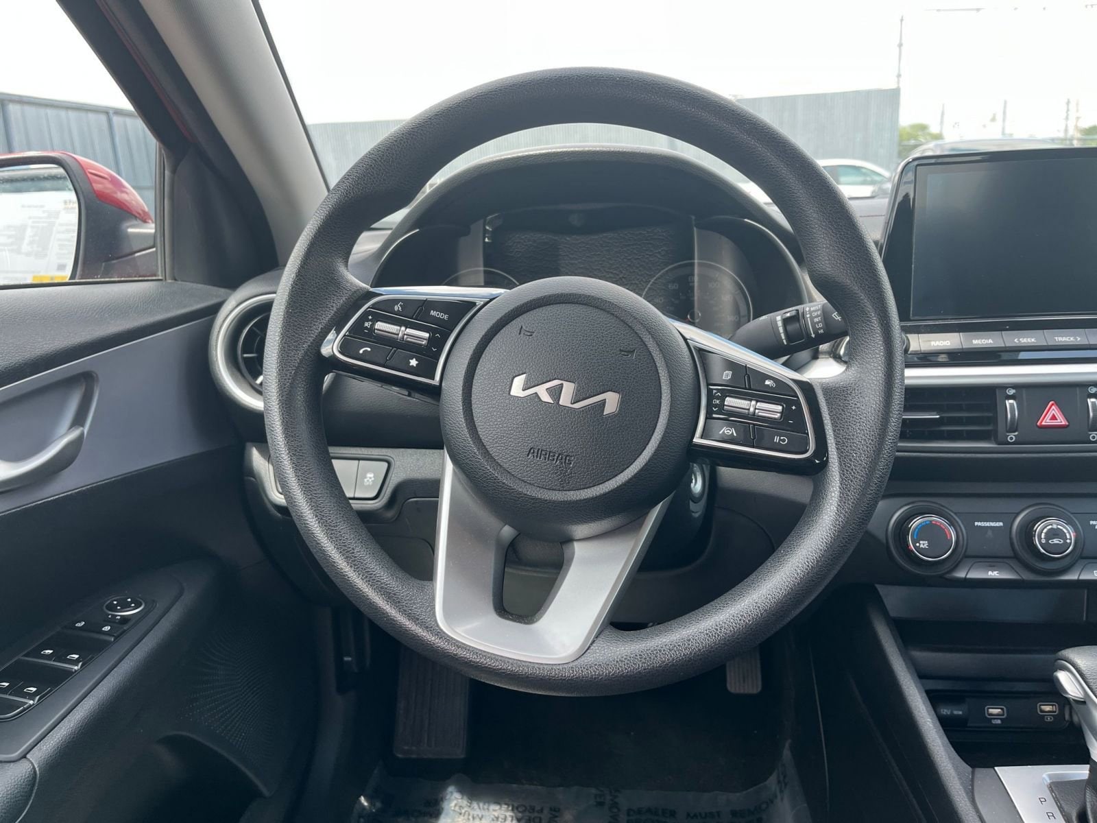 Thumbnail: 2024 Kia Forte - 26