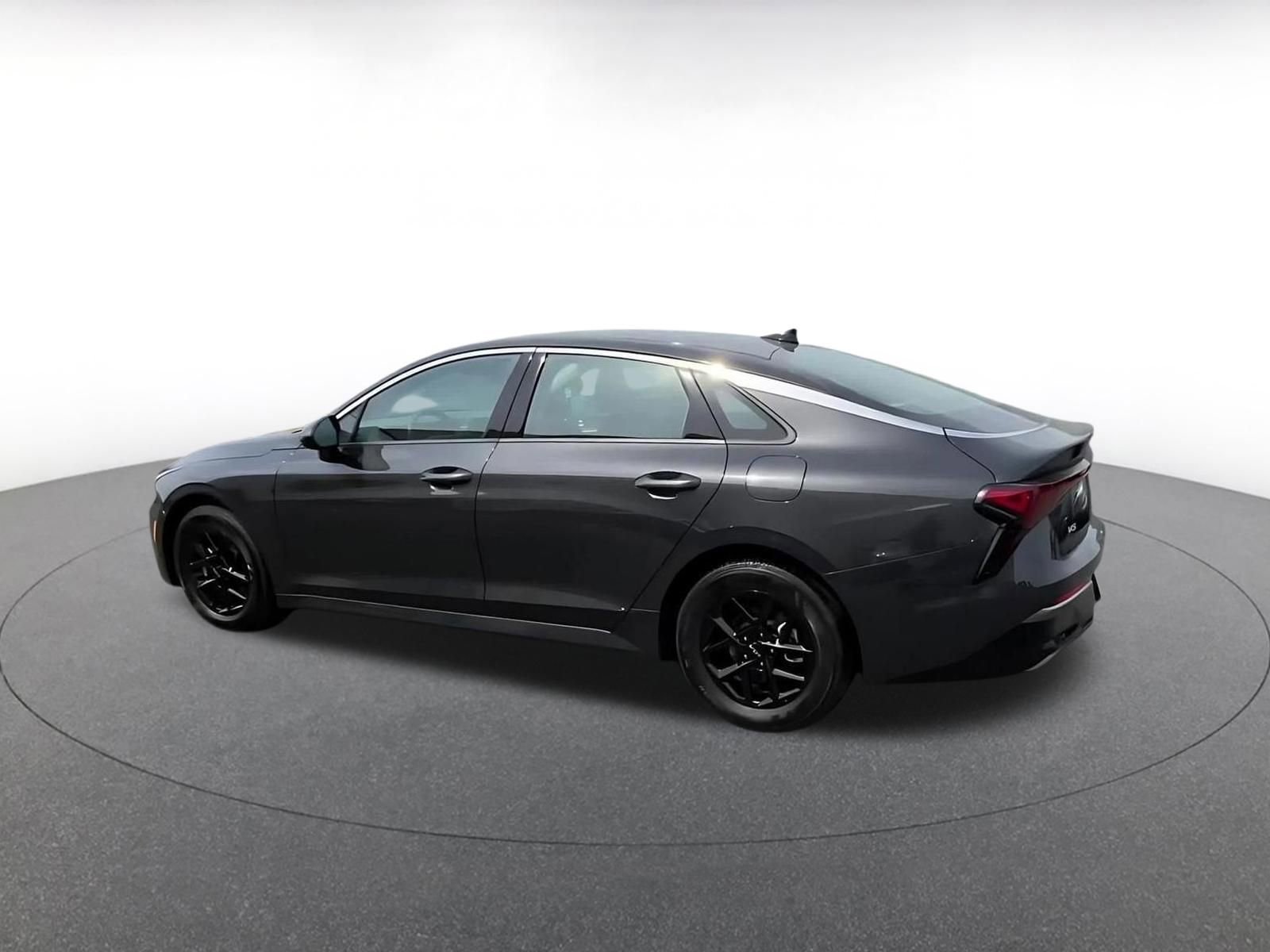 Thumbnail: 2025 Kia K5 - 10