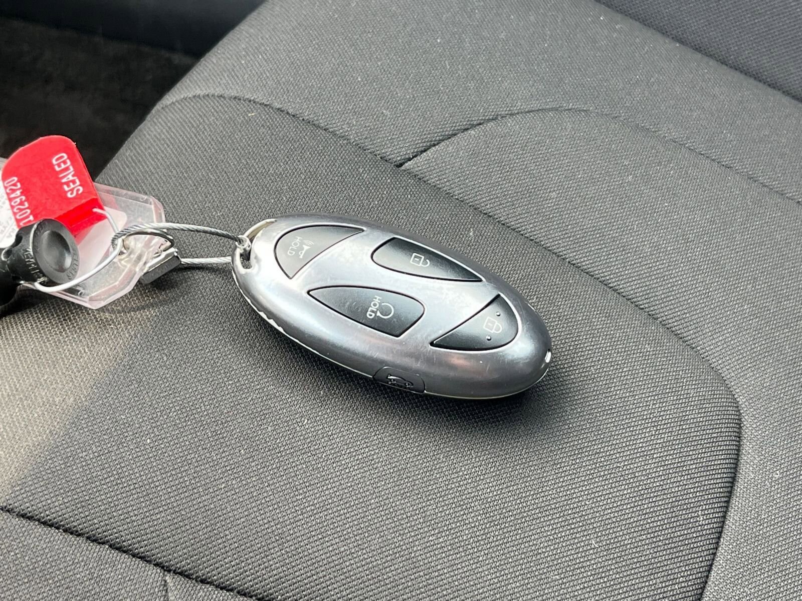 Thumbnail: 2025 Hyundai Elantra - 25