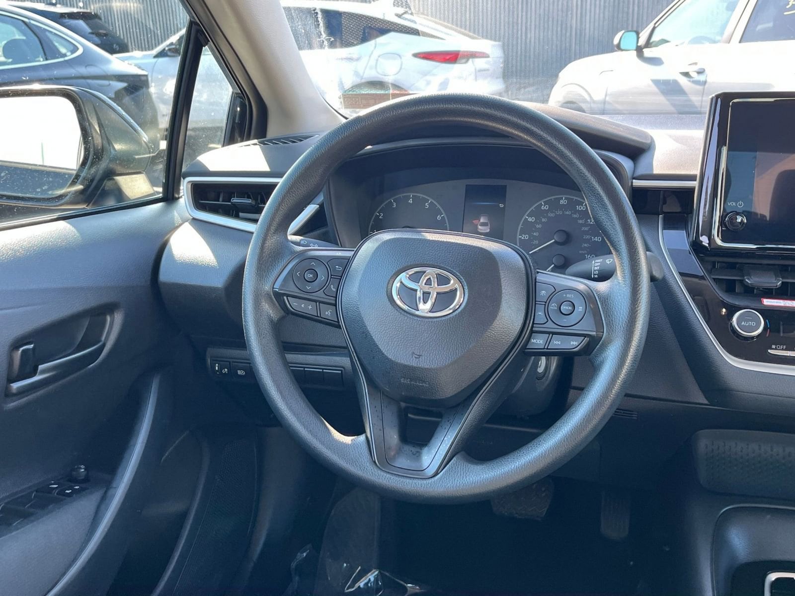 Thumbnail: 2025 Toyota Corolla - 27