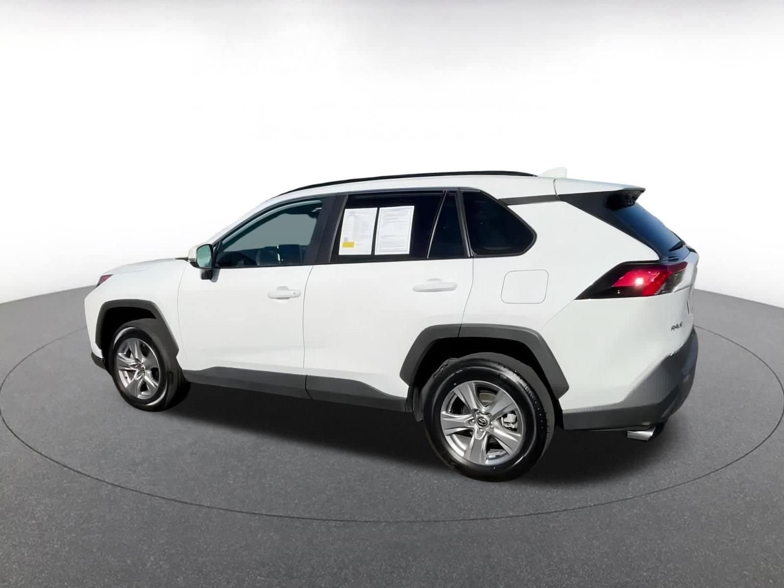 Thumbnail: 2025 Toyota RAV4 - 10