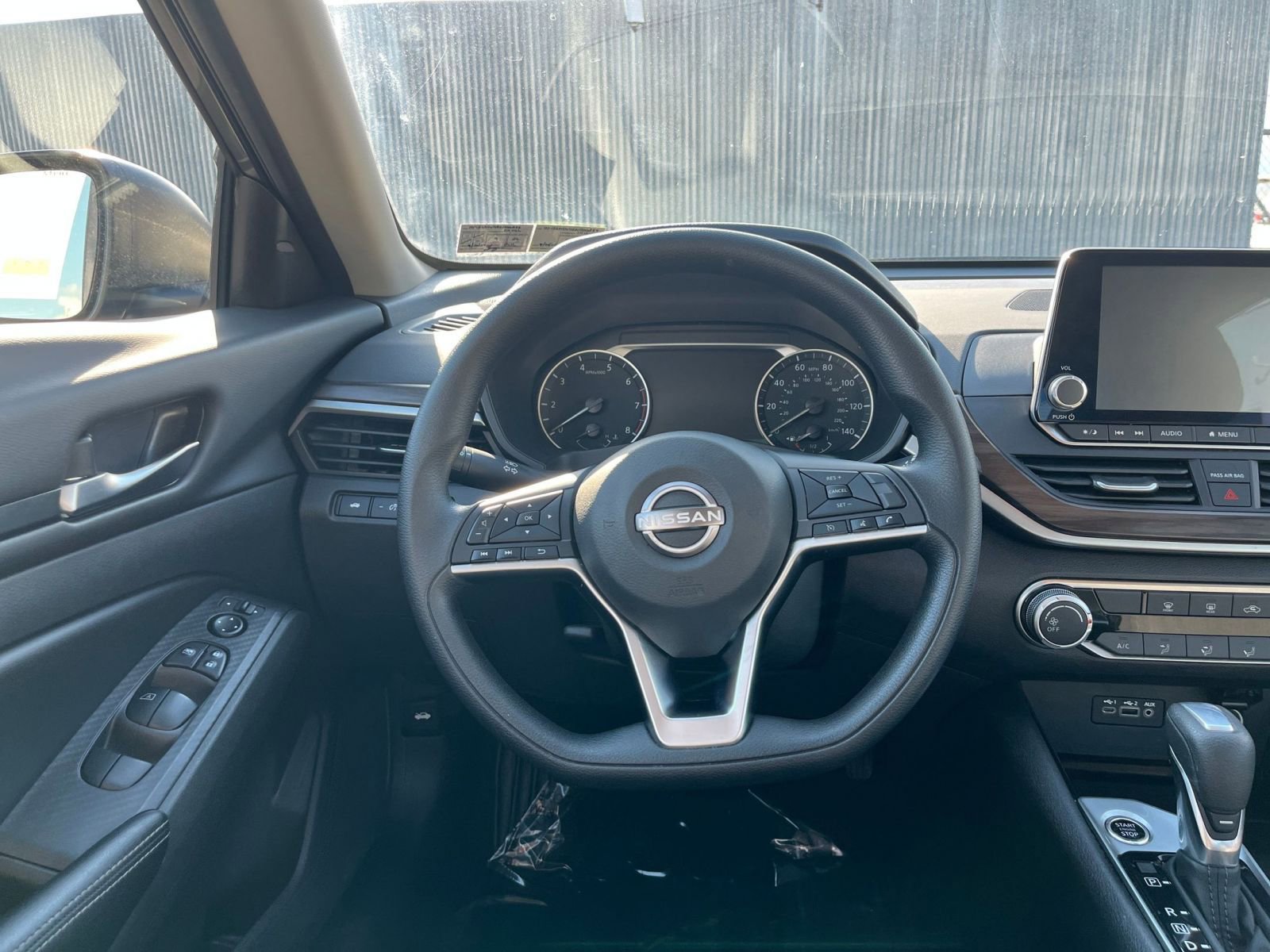 Thumbnail: 2024 Nissan Altima - 28