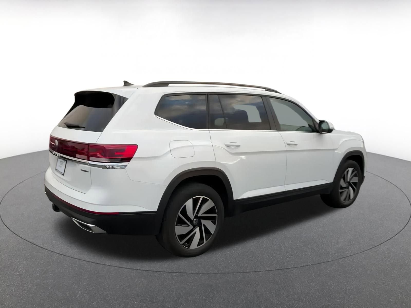 Thumbnail: 2025 Volkswagen Atlas - 13