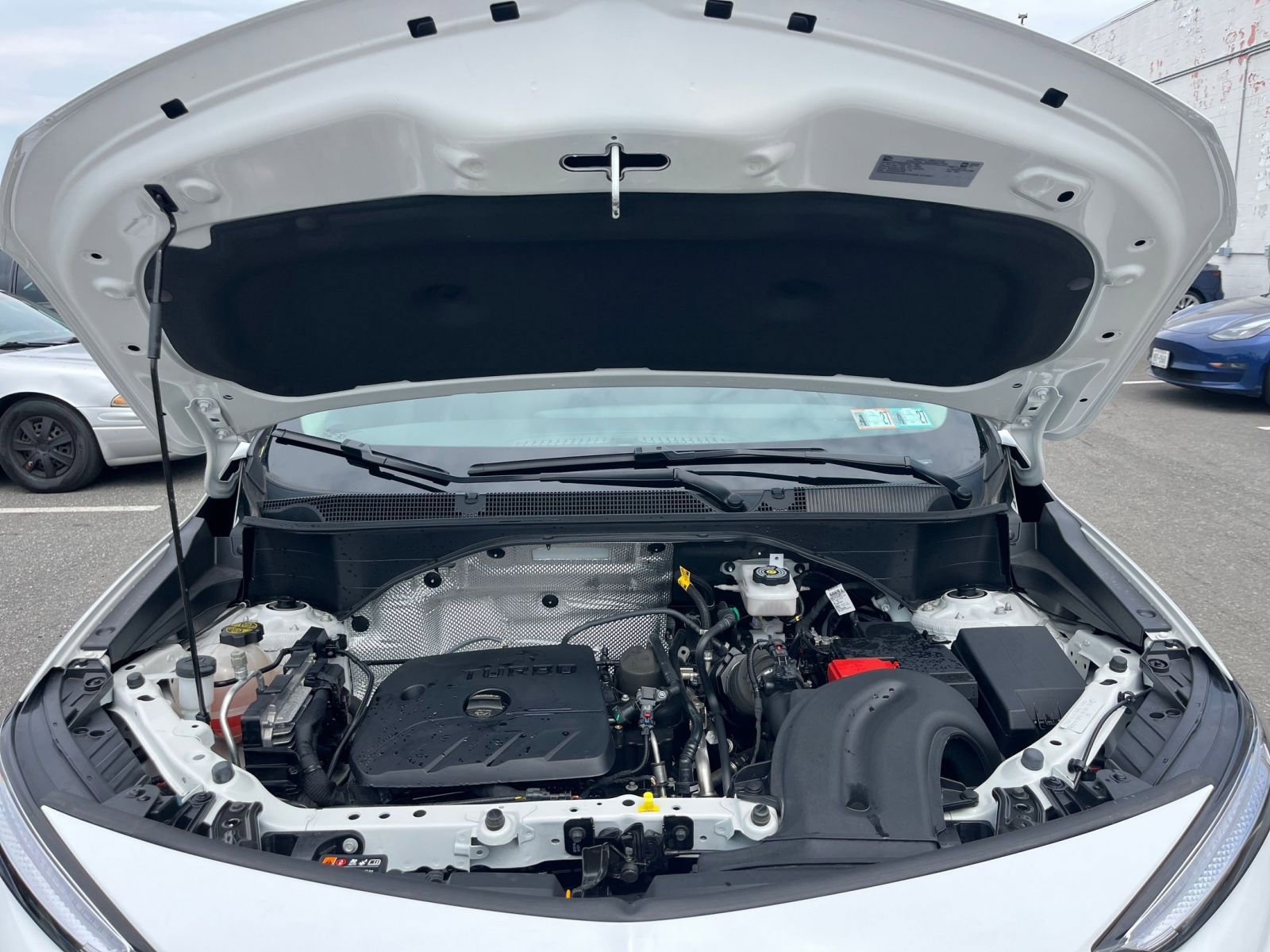 Thumbnail: 2025 Buick Encore GX - 32