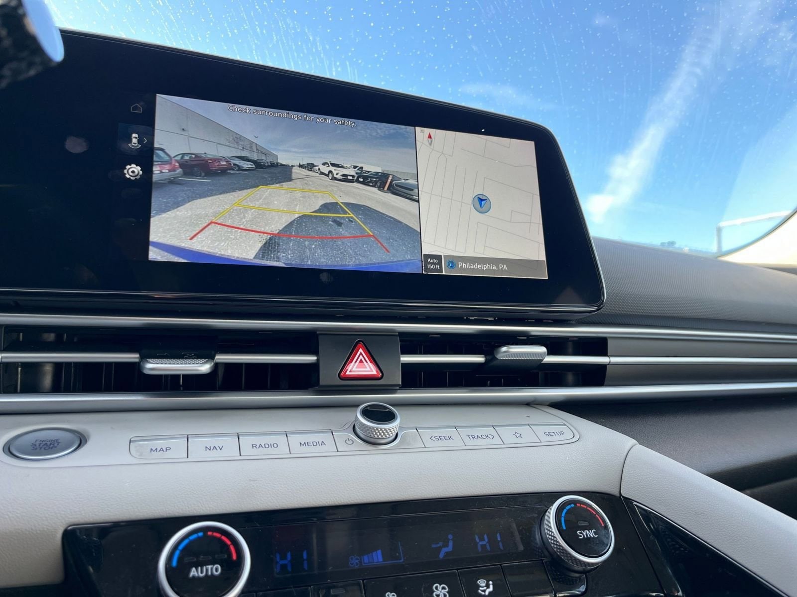 Thumbnail: 2025 Hyundai Elantra - 17