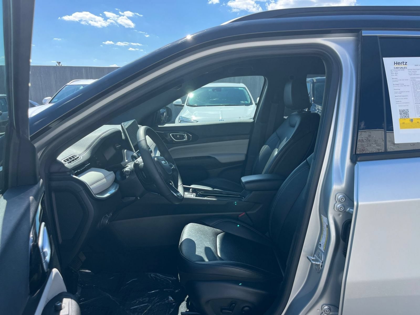 Thumbnail: 2025 Jeep Compass - 28