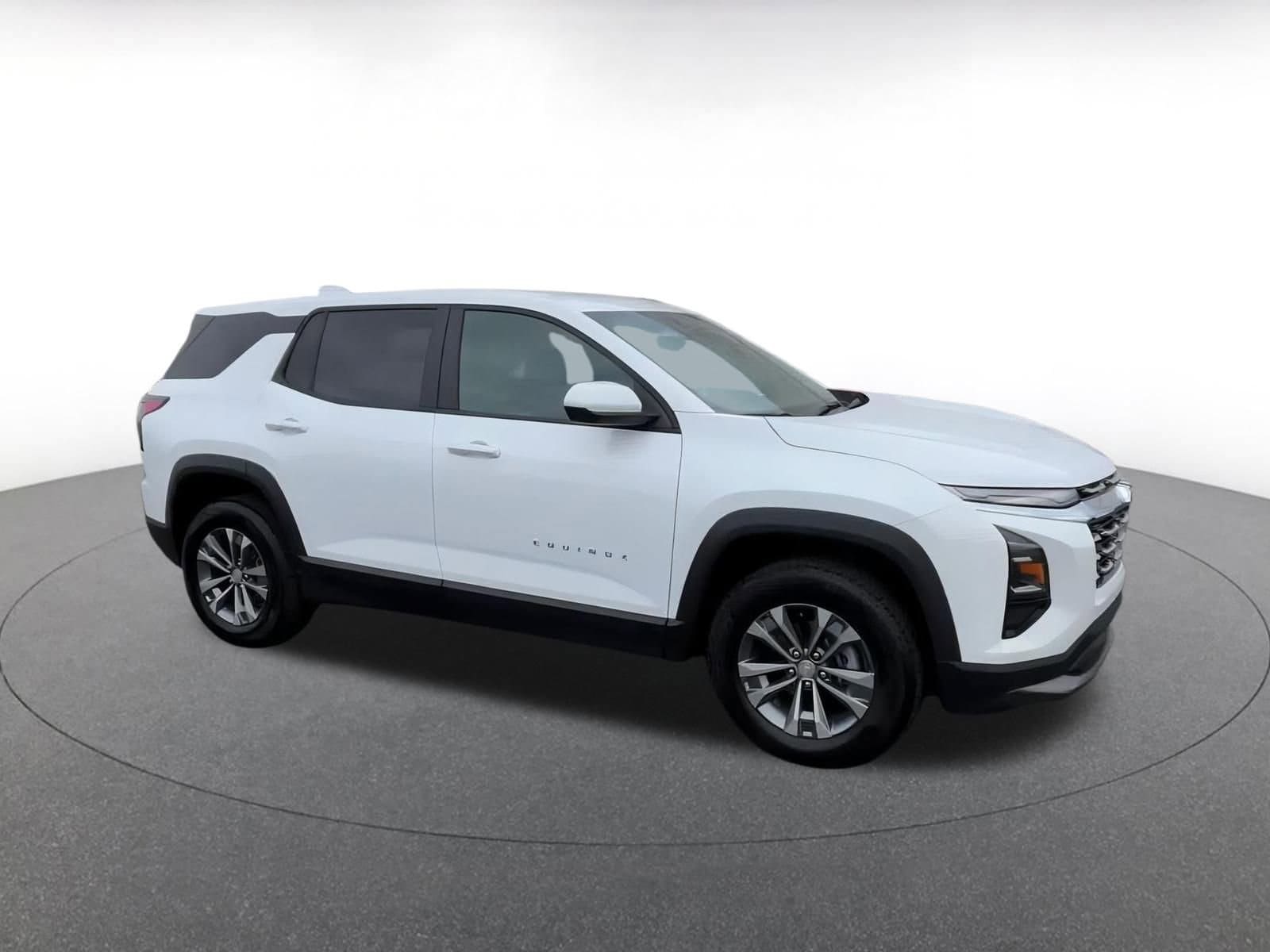 Thumbnail: 2025 Chevrolet Equinox - 2