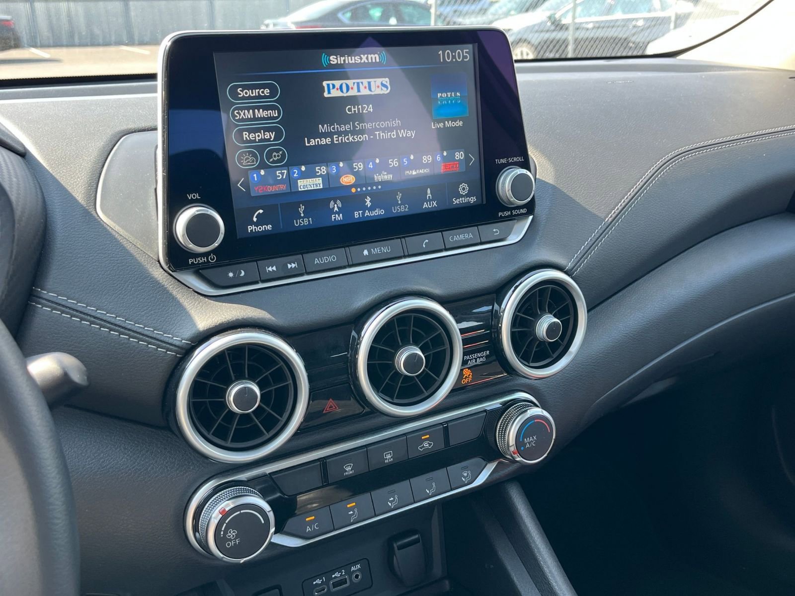 Thumbnail: 2025 Nissan Sentra - 20