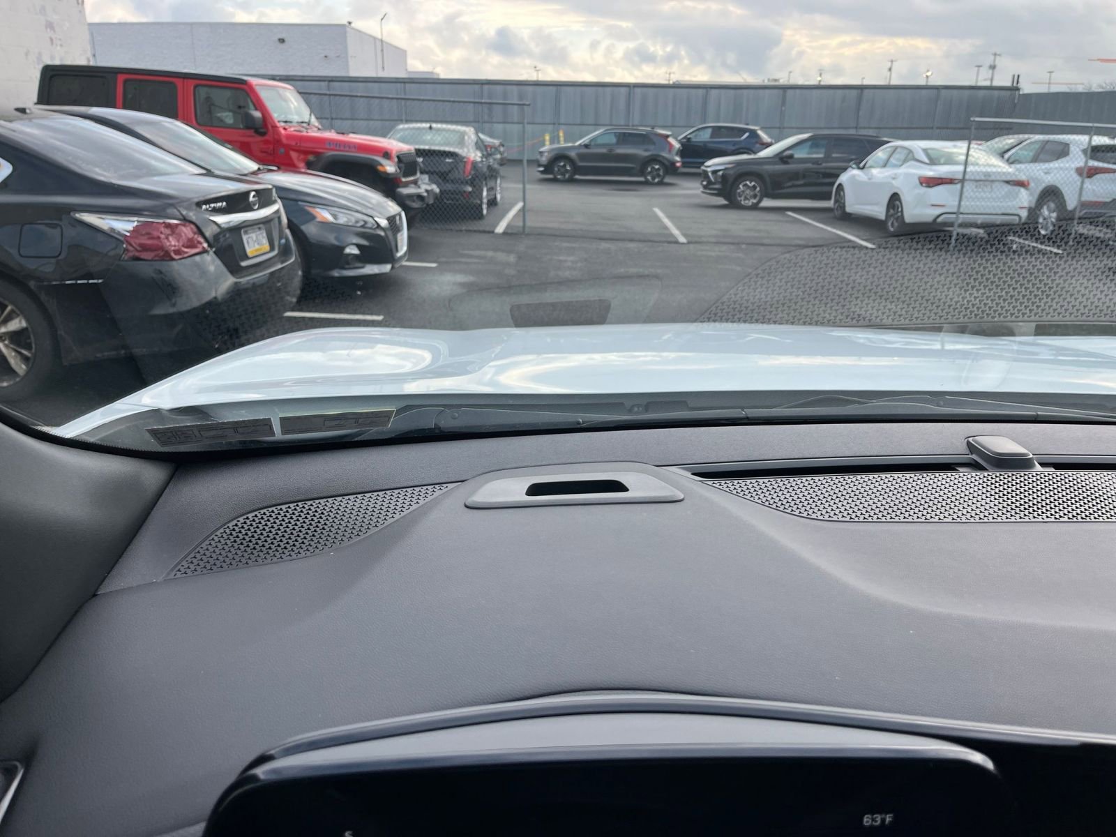 Thumbnail: 2025 Chevrolet Equinox - 33