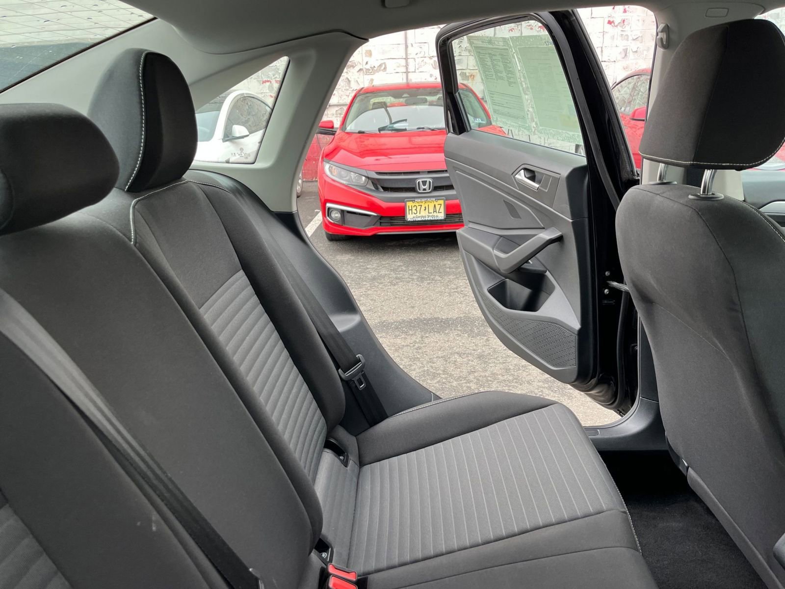 Thumbnail: 2025 Volkswagen Jetta - 34