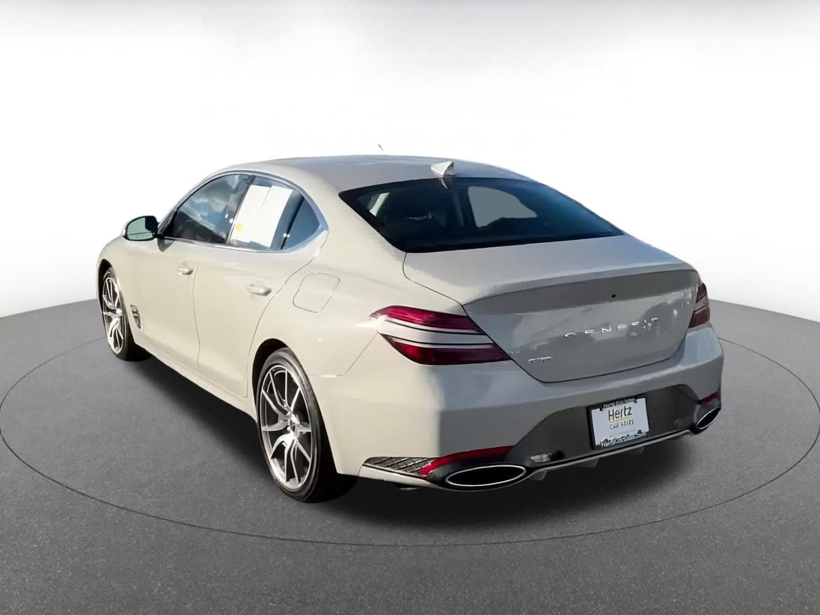 Thumbnail: 2025 Genesis G70 - 12