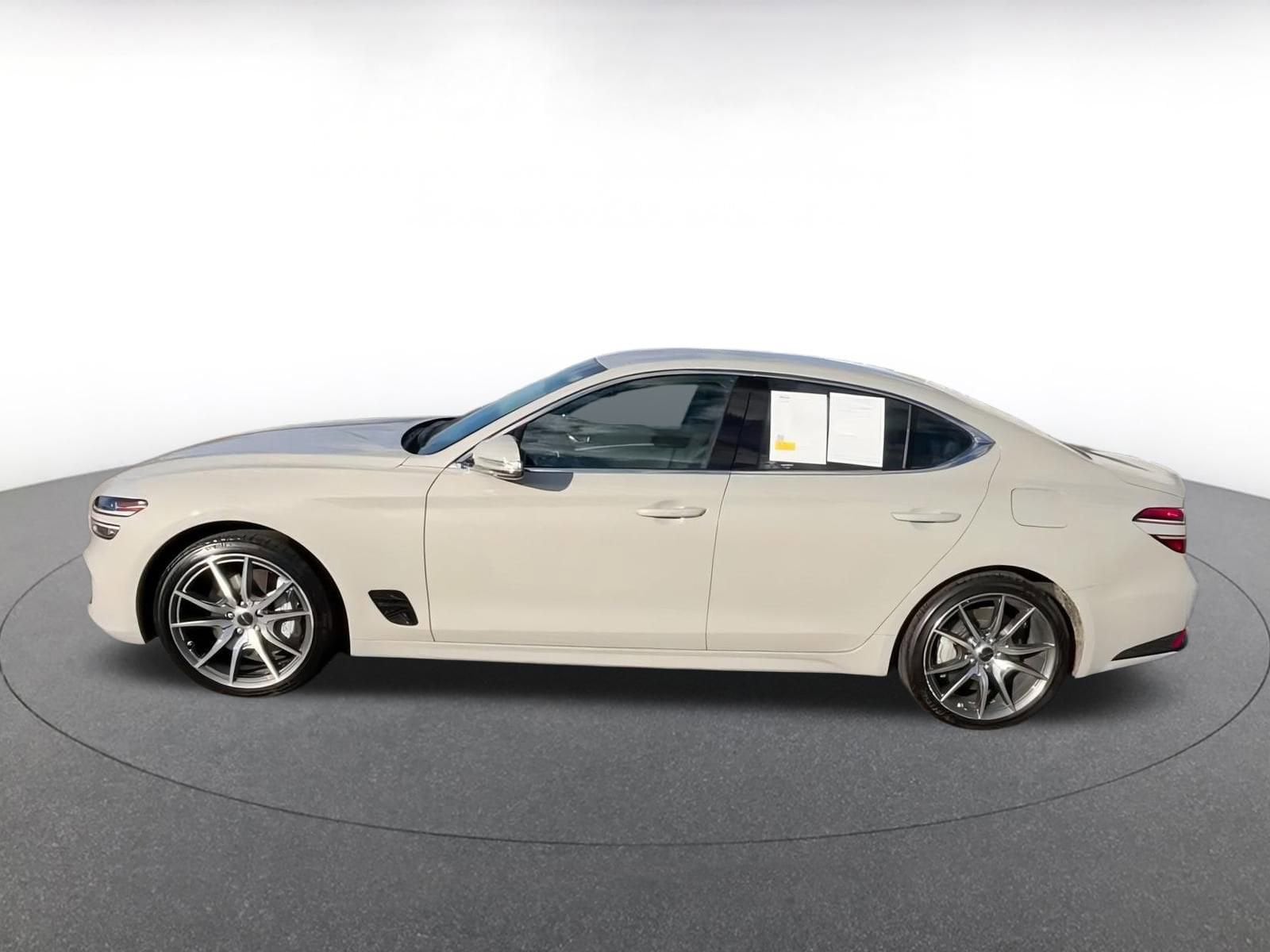 Thumbnail: 2025 Genesis G70 - 10