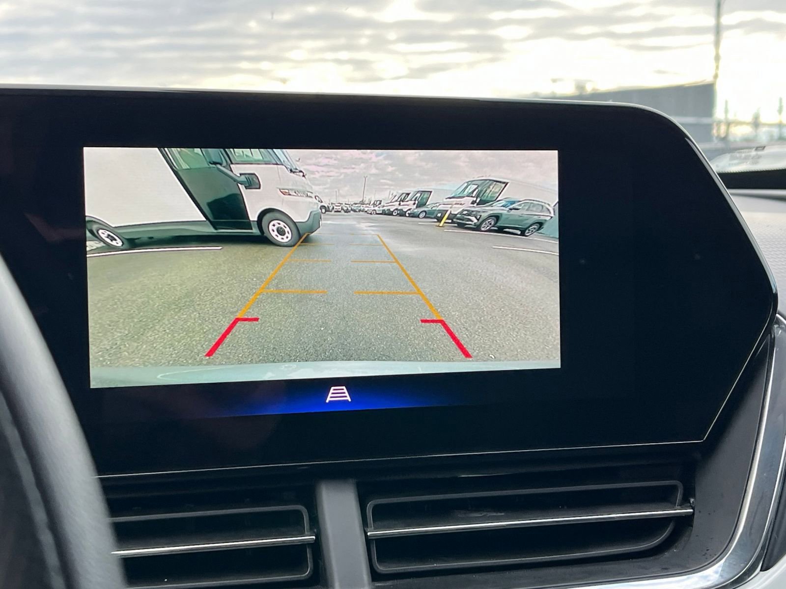 Thumbnail: 2025 Chevrolet Trax - 17